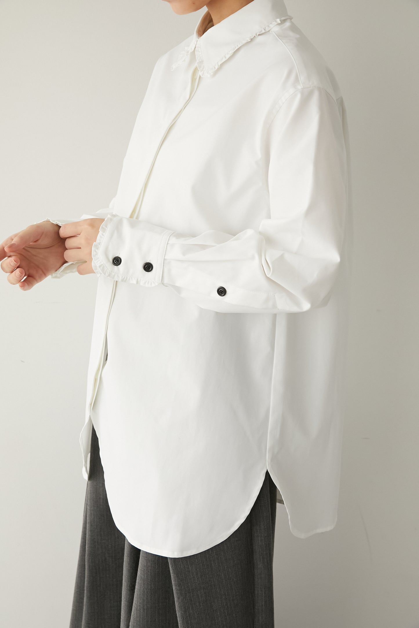 フリルカラーシャツ 【WHITE】