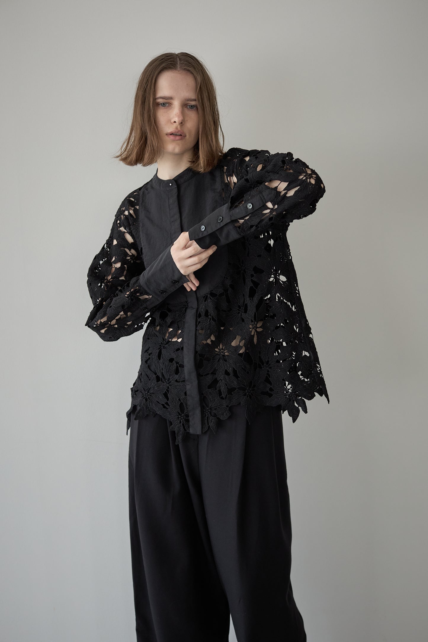 スタンドカラーレースシャツ【BLACK】