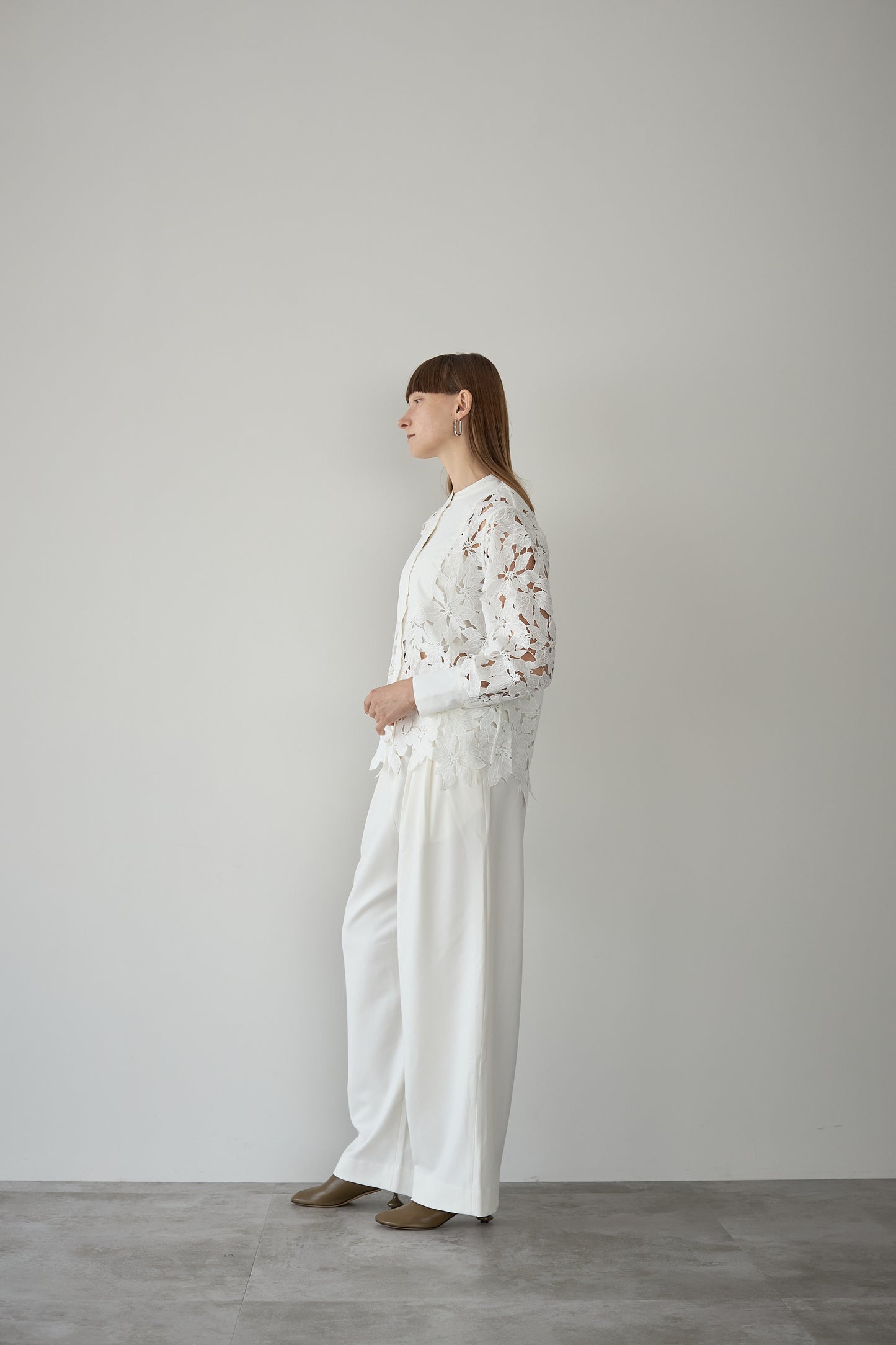 スタンドカラーレースシャツ【WHITE】