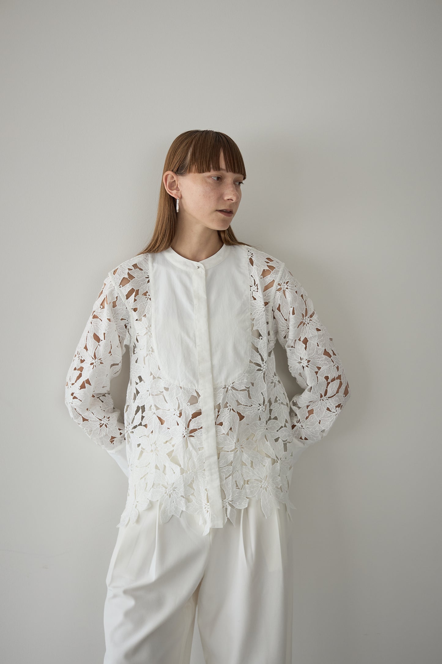 スタンドカラーレースシャツ【WHITE】