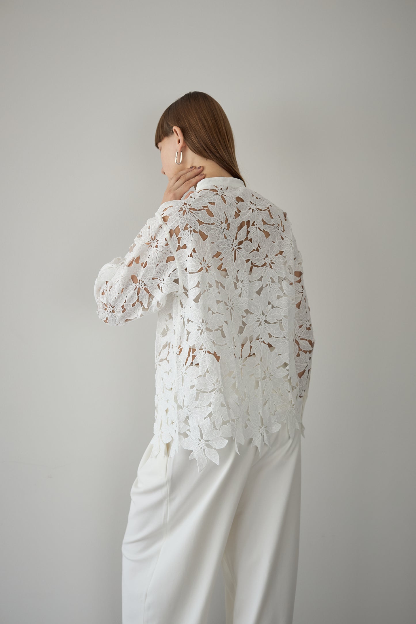 スタンドカラーレースシャツ【WHITE】
