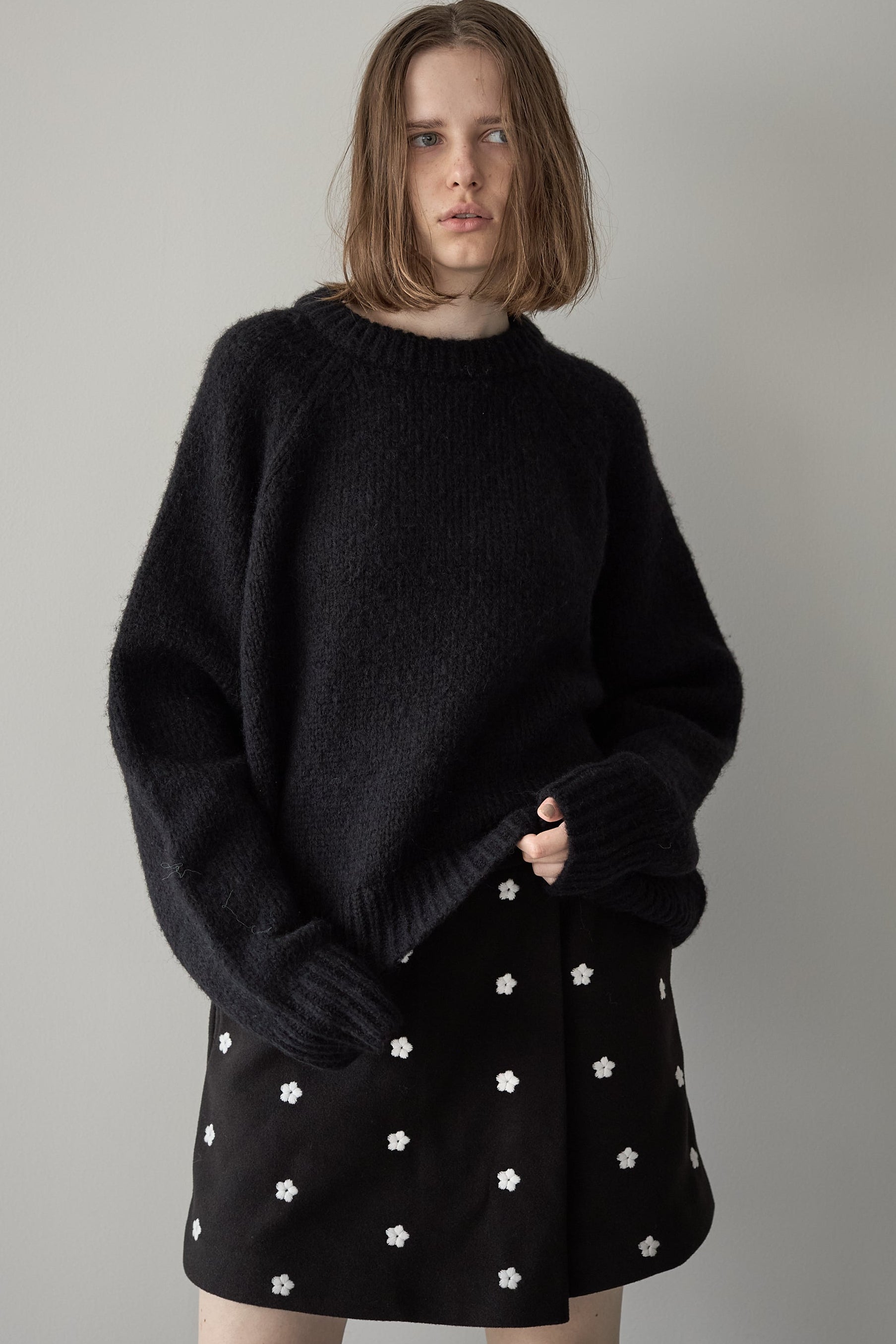 美品 LOLO PIANA ウール ニット ブラック 54 大きいサイズ 薄手 レディス ニットウェア | Loro Piana