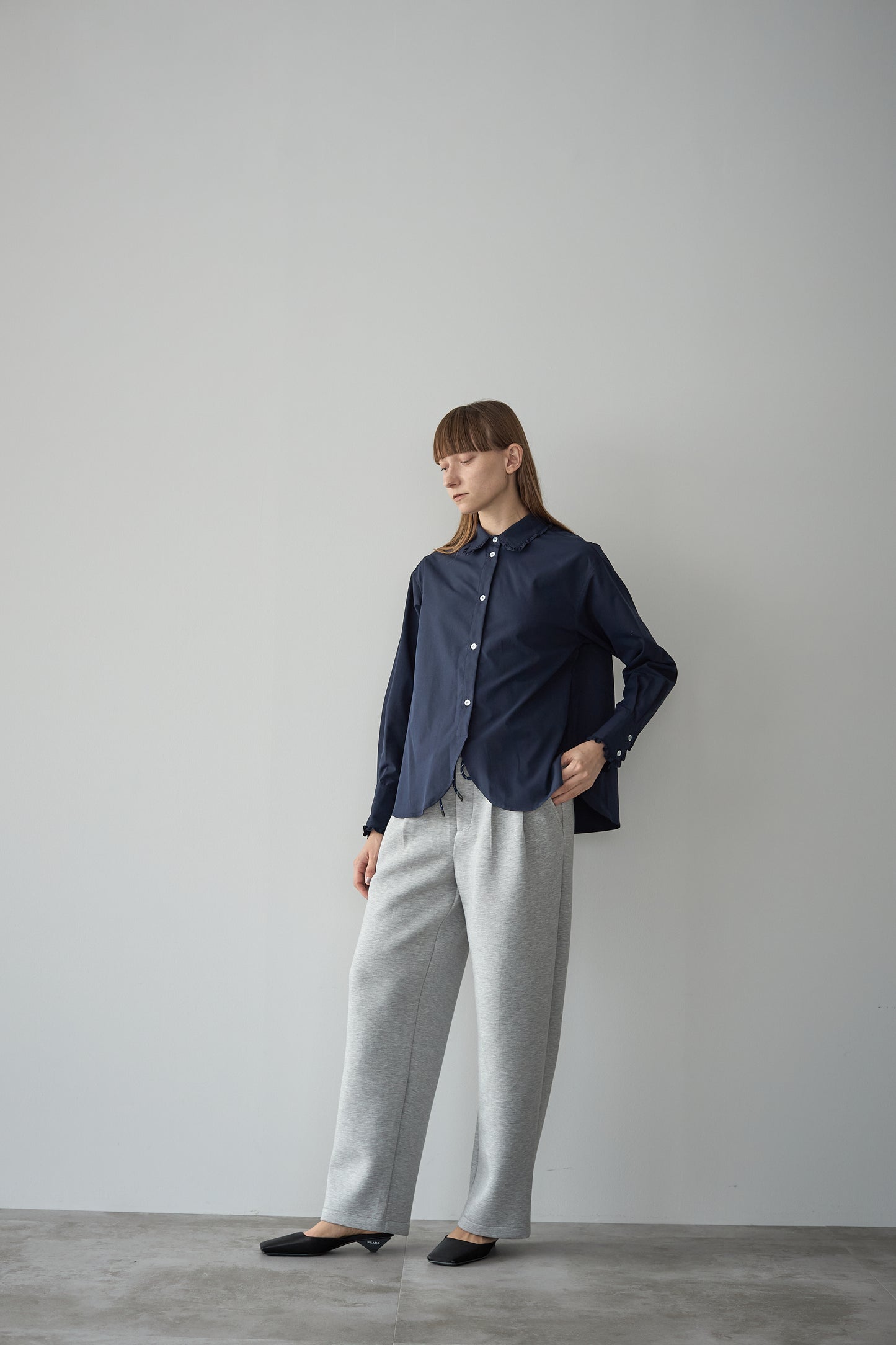 フリルカラーシャツ【NAVY】