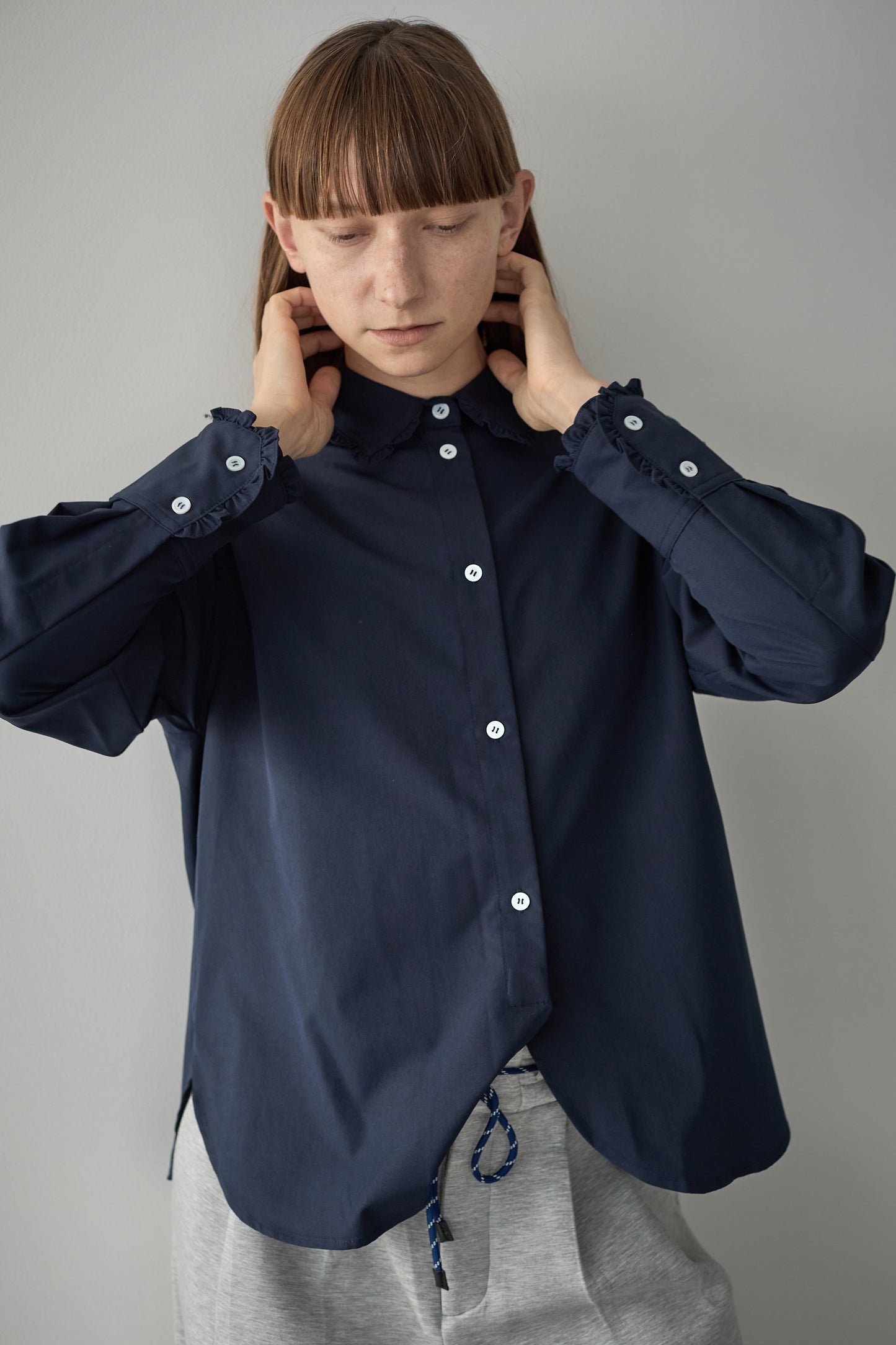 フリルカラーシャツ【NAVY】