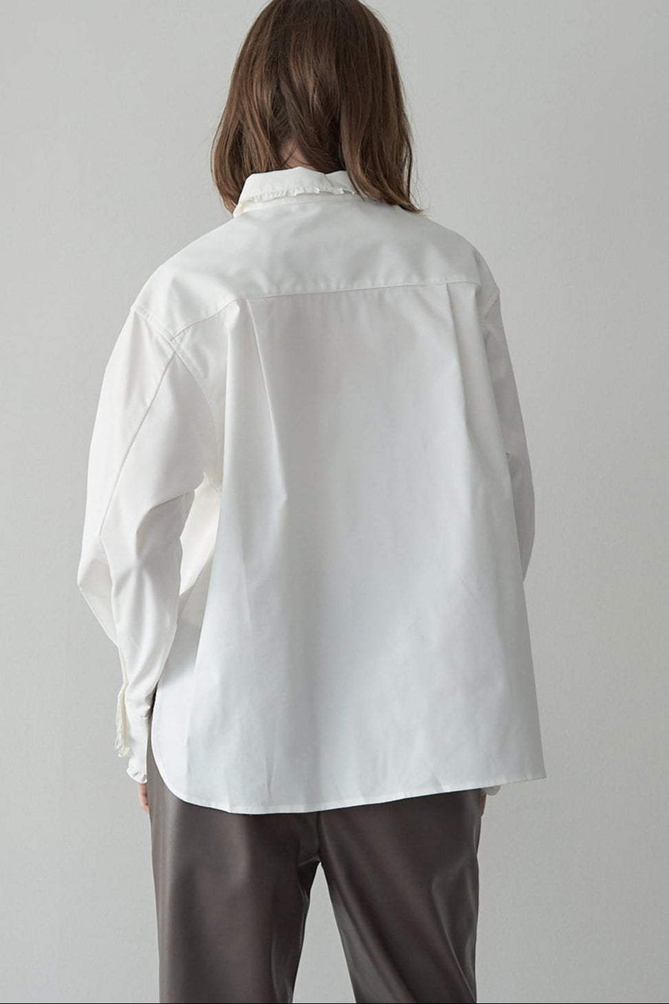 フリルカラーシャツ【WHITE】
