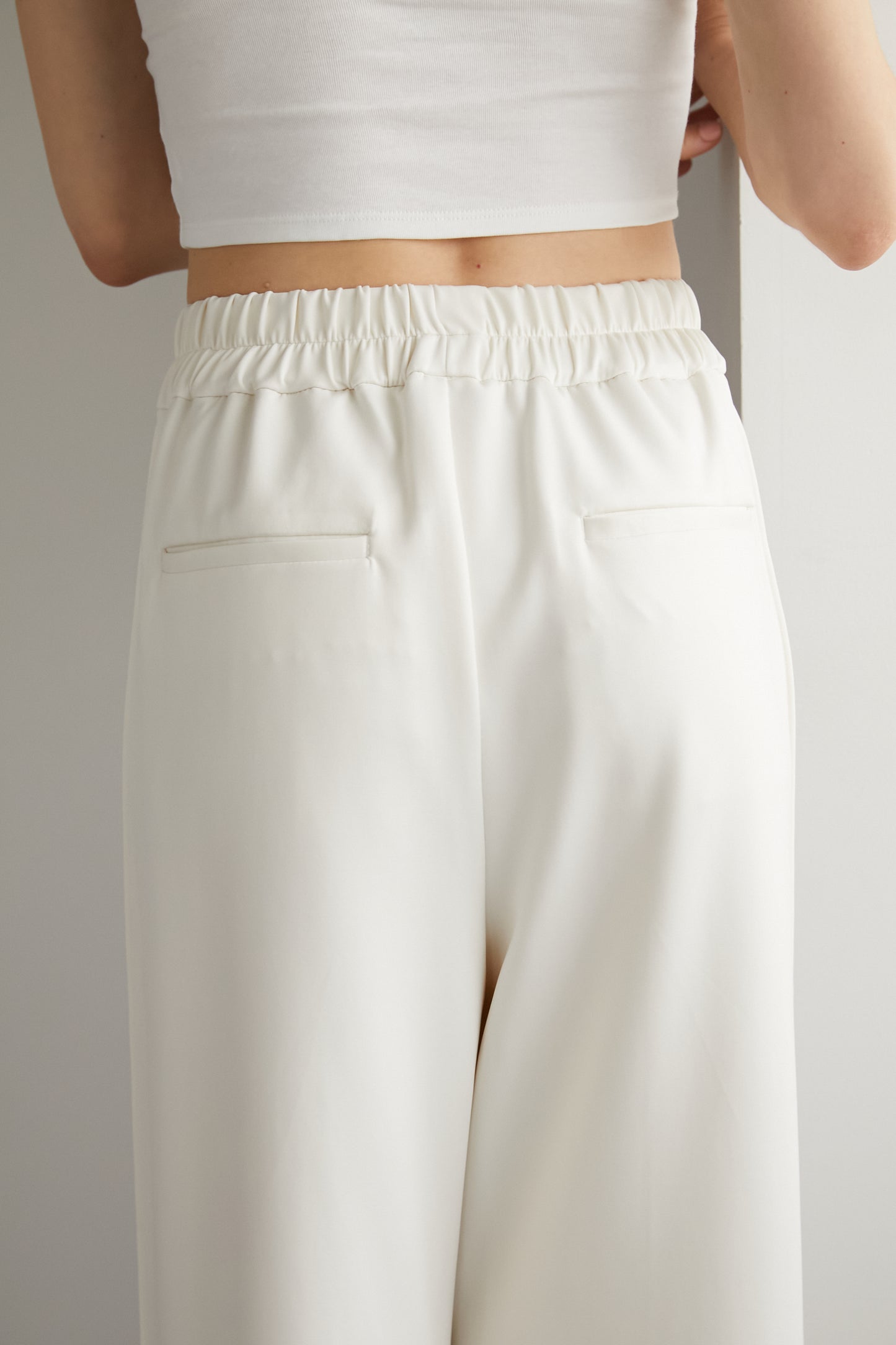 ラインタックパンツ【WHITE】