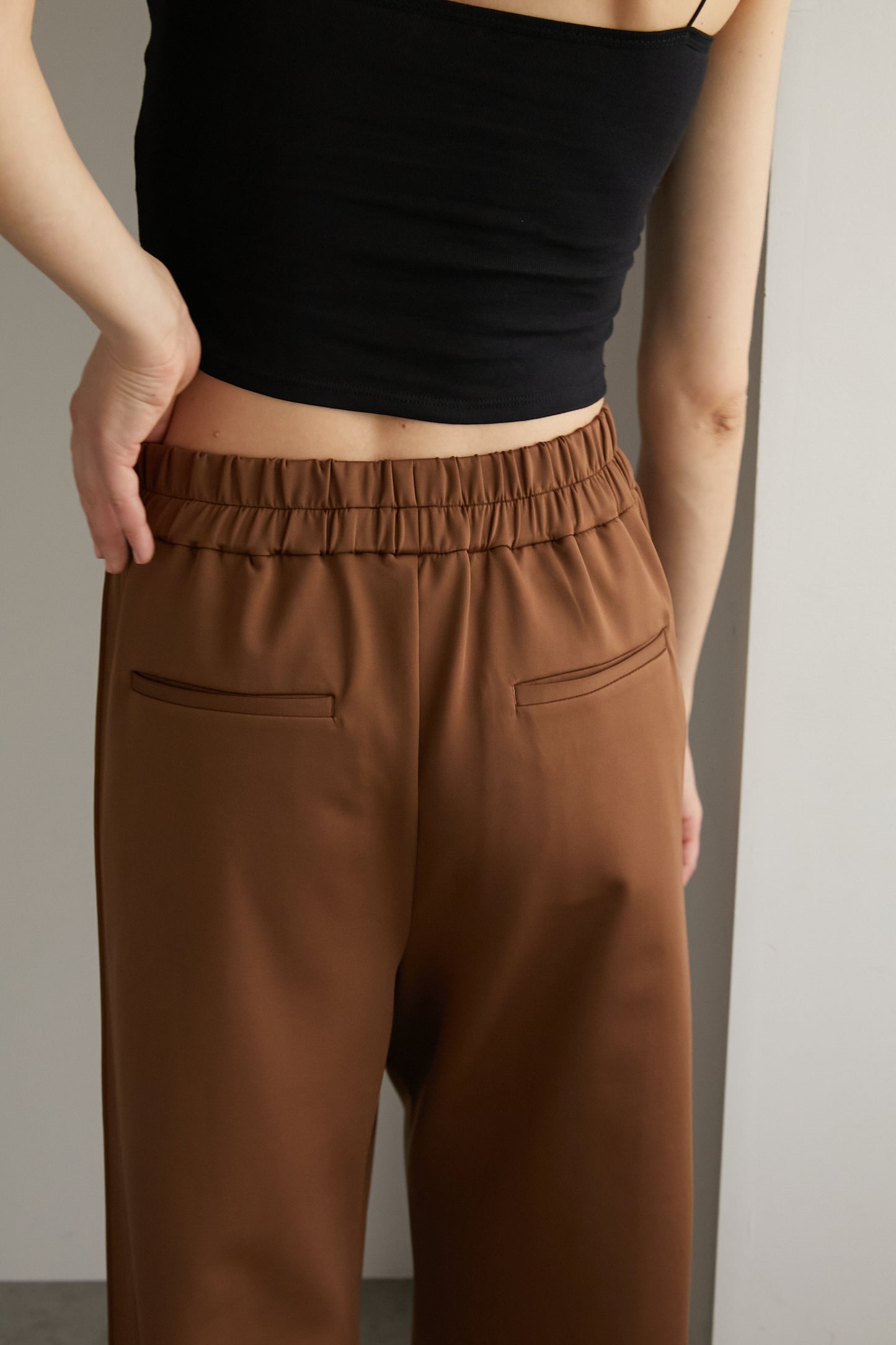 ラインタックパンツ【BRWON】