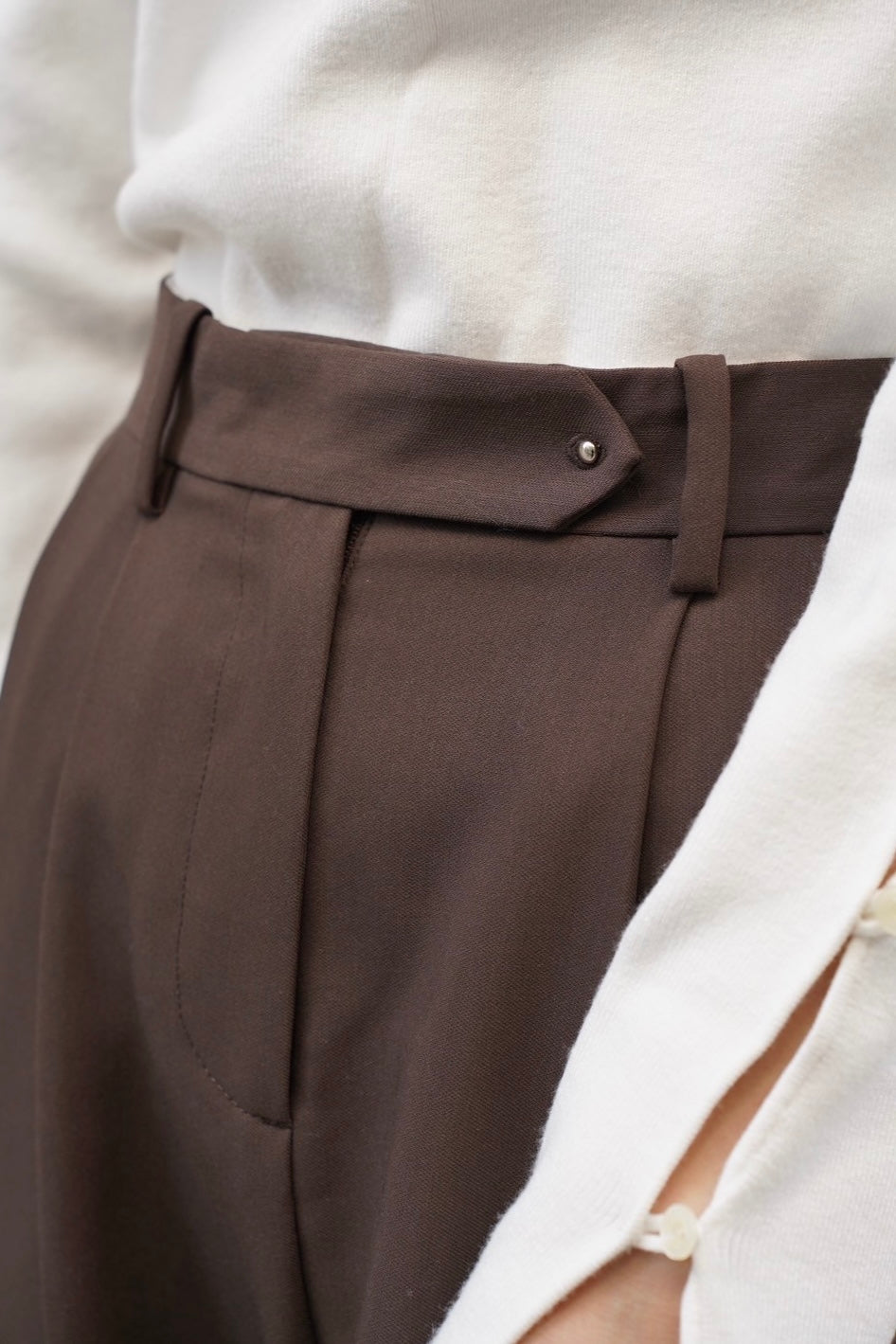 タックアジャストパンツ【BROWN】