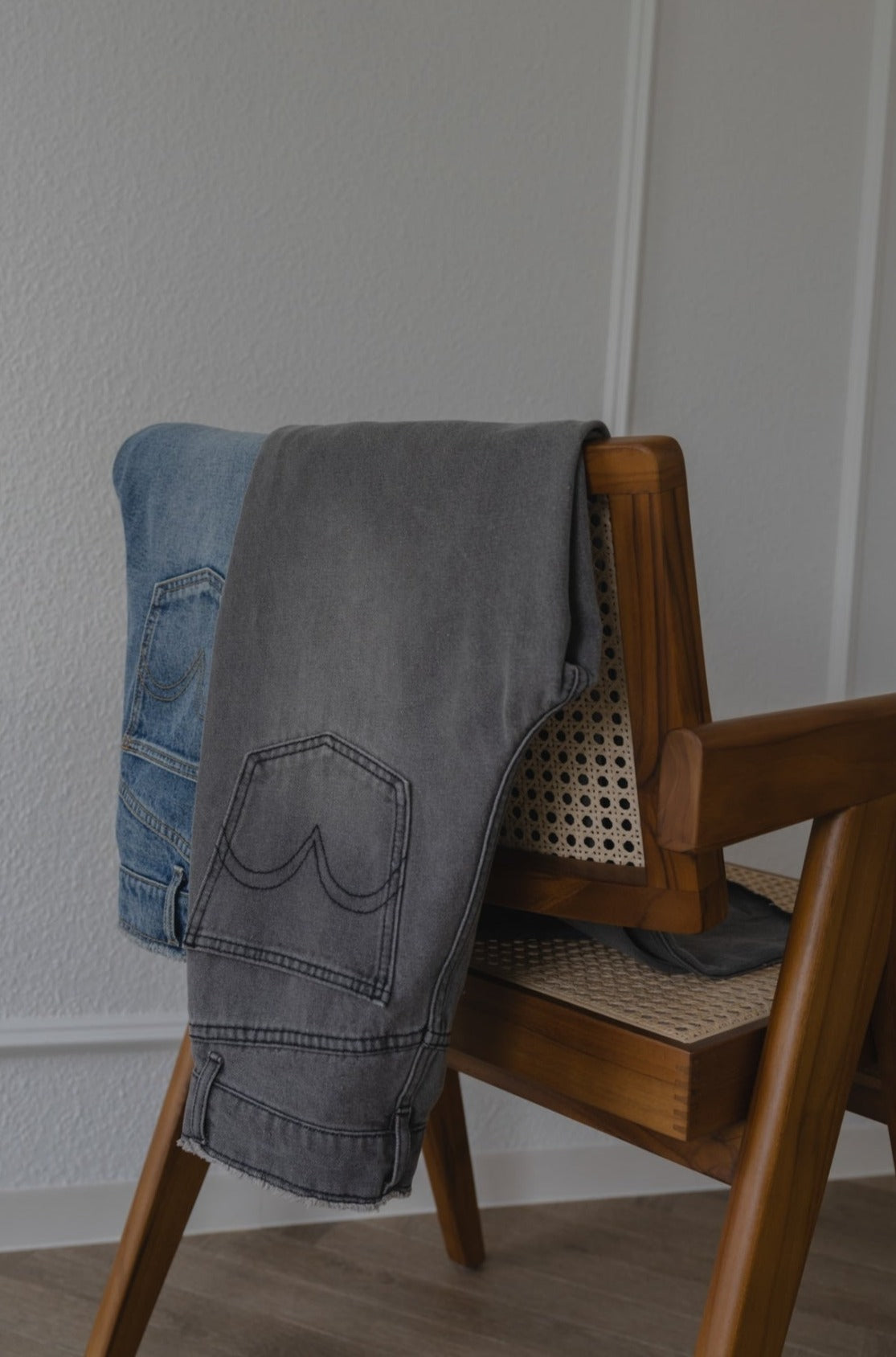 ストレートワイドデニム【BLUE】