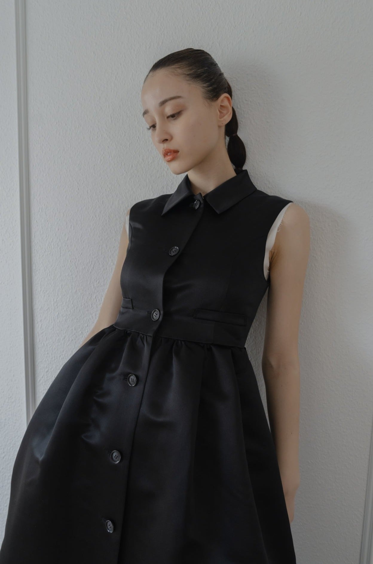 サテンロングジレワンピース【BLACK】