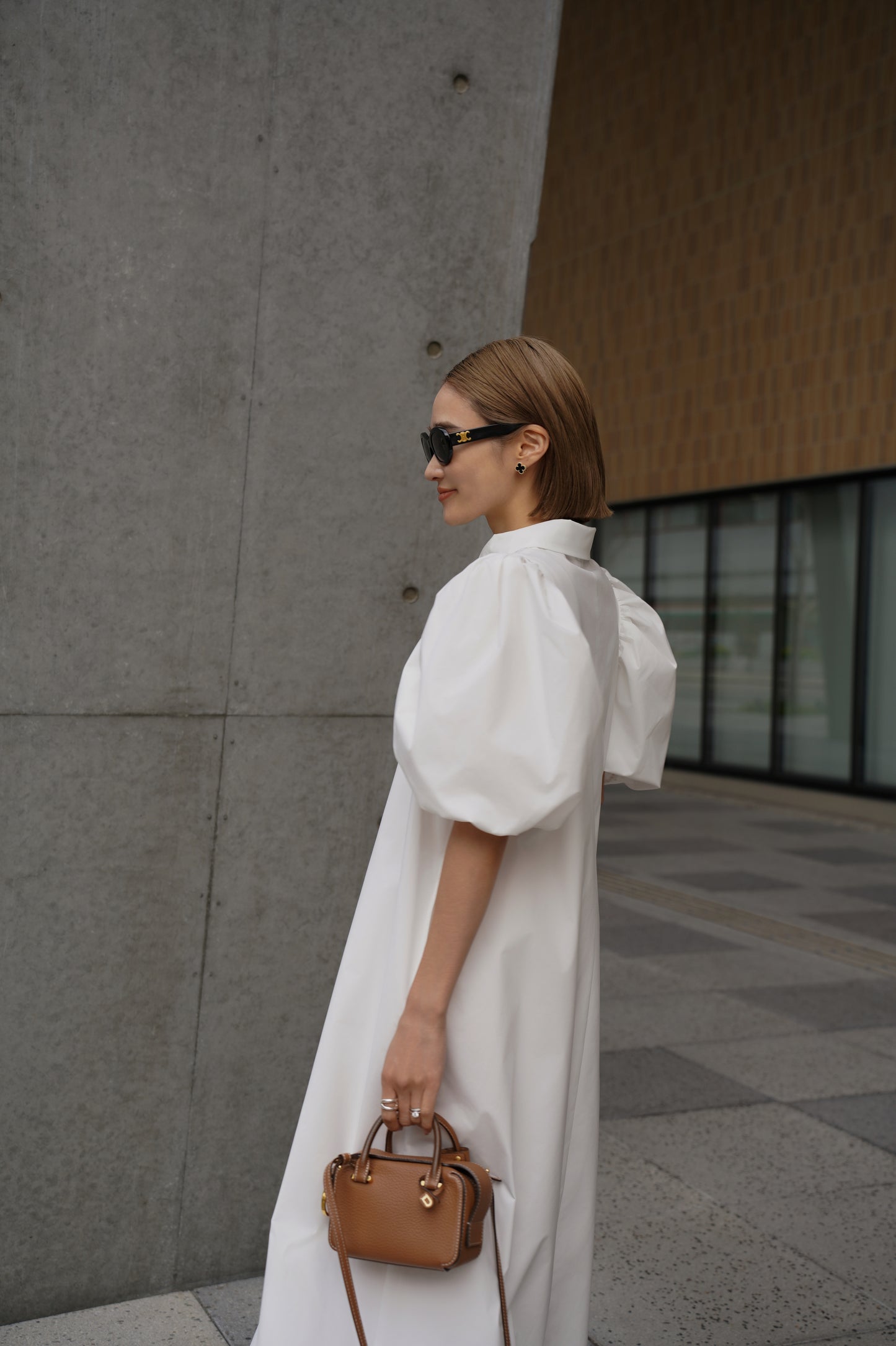 ラウンドカラーワンピース【WHITE】