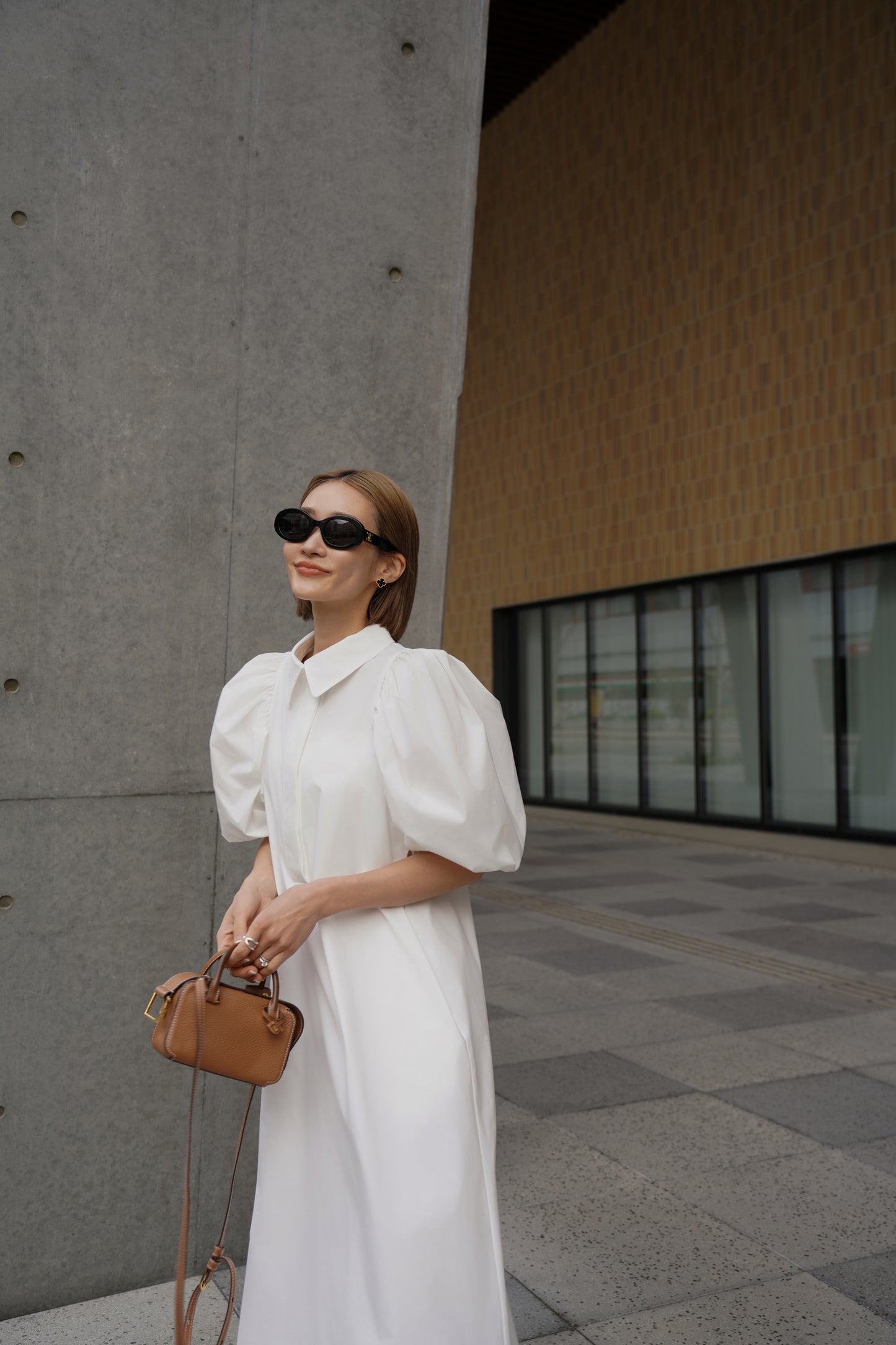 ラウンドカラーワンピース【WHITE】
