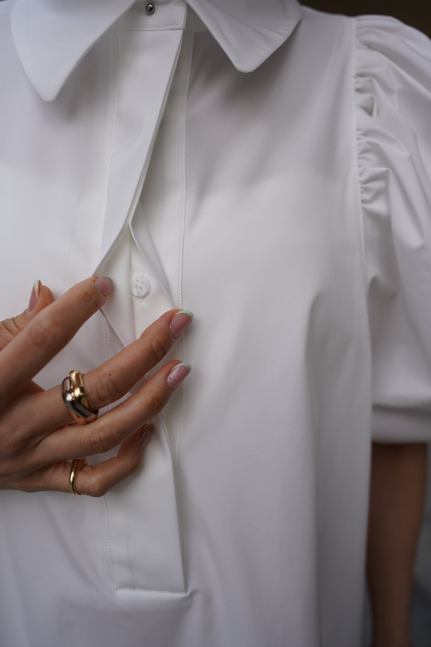 ラウンドカラーワンピース【WHITE】