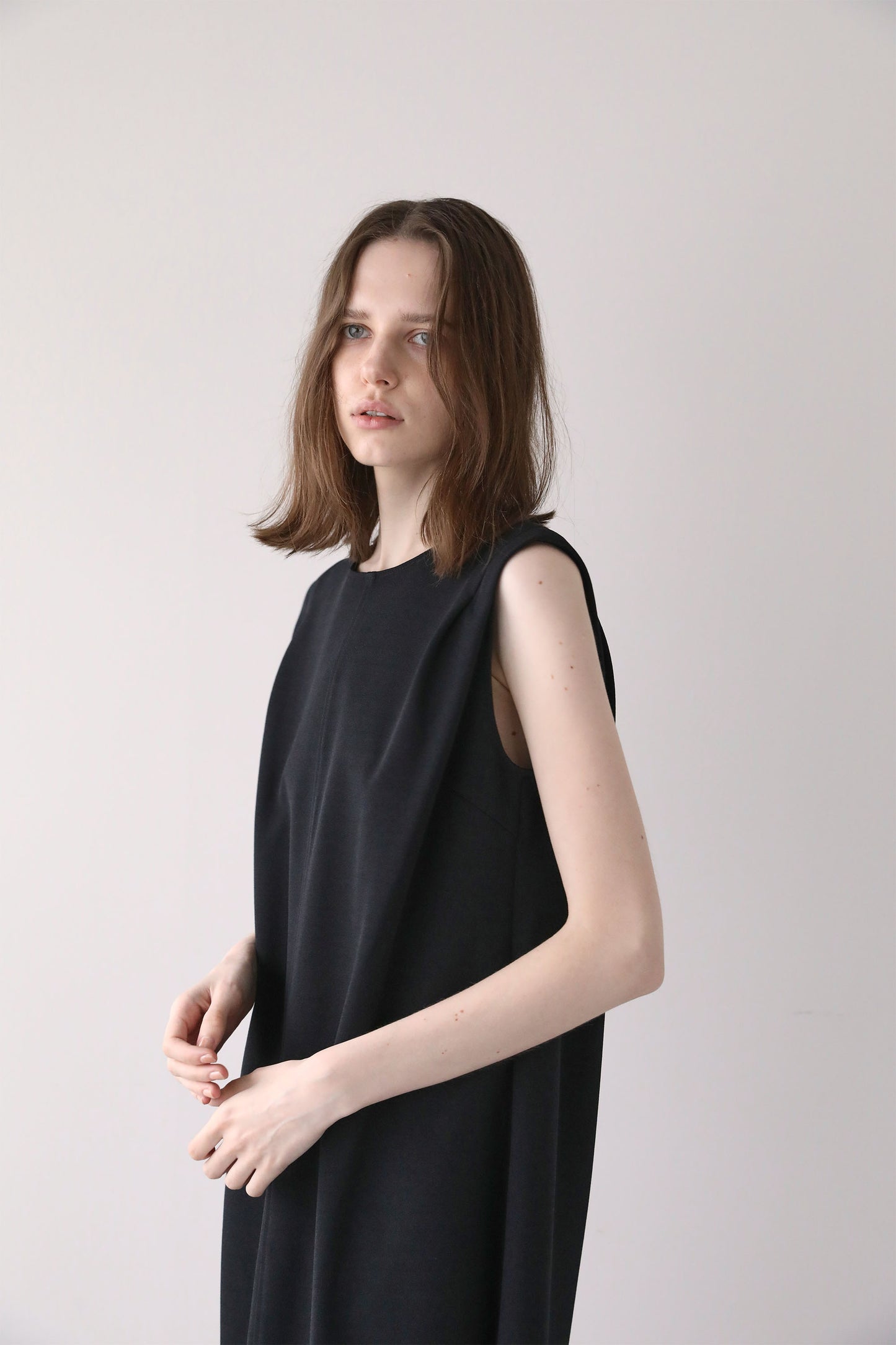 ジョーゼットノースリーブワンピース【BLACK】