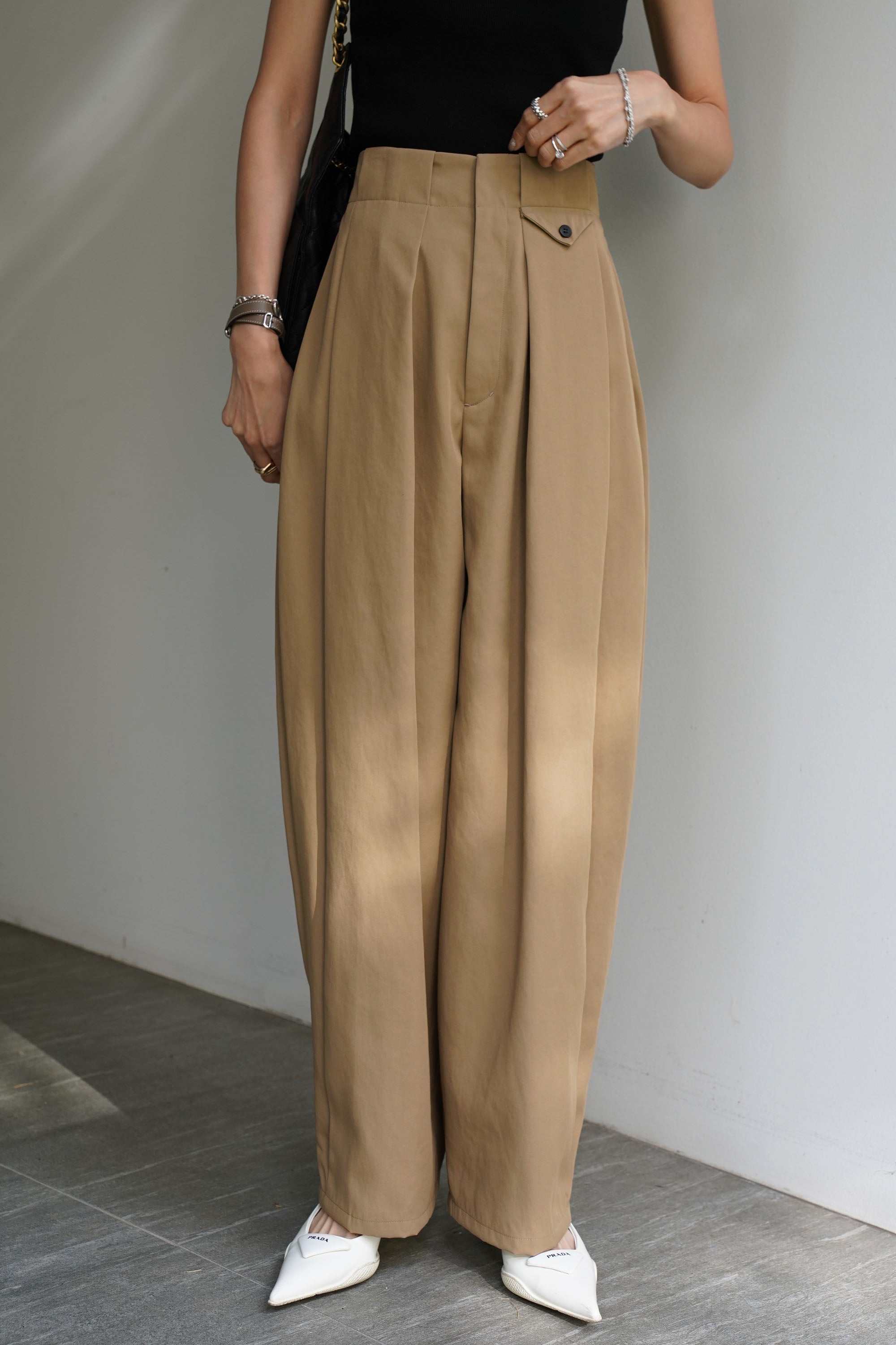 ELLIE タックアジャストパンツ　Sサイズ　エリー タックトラウザーズ【BEIGE】 – ELLIE