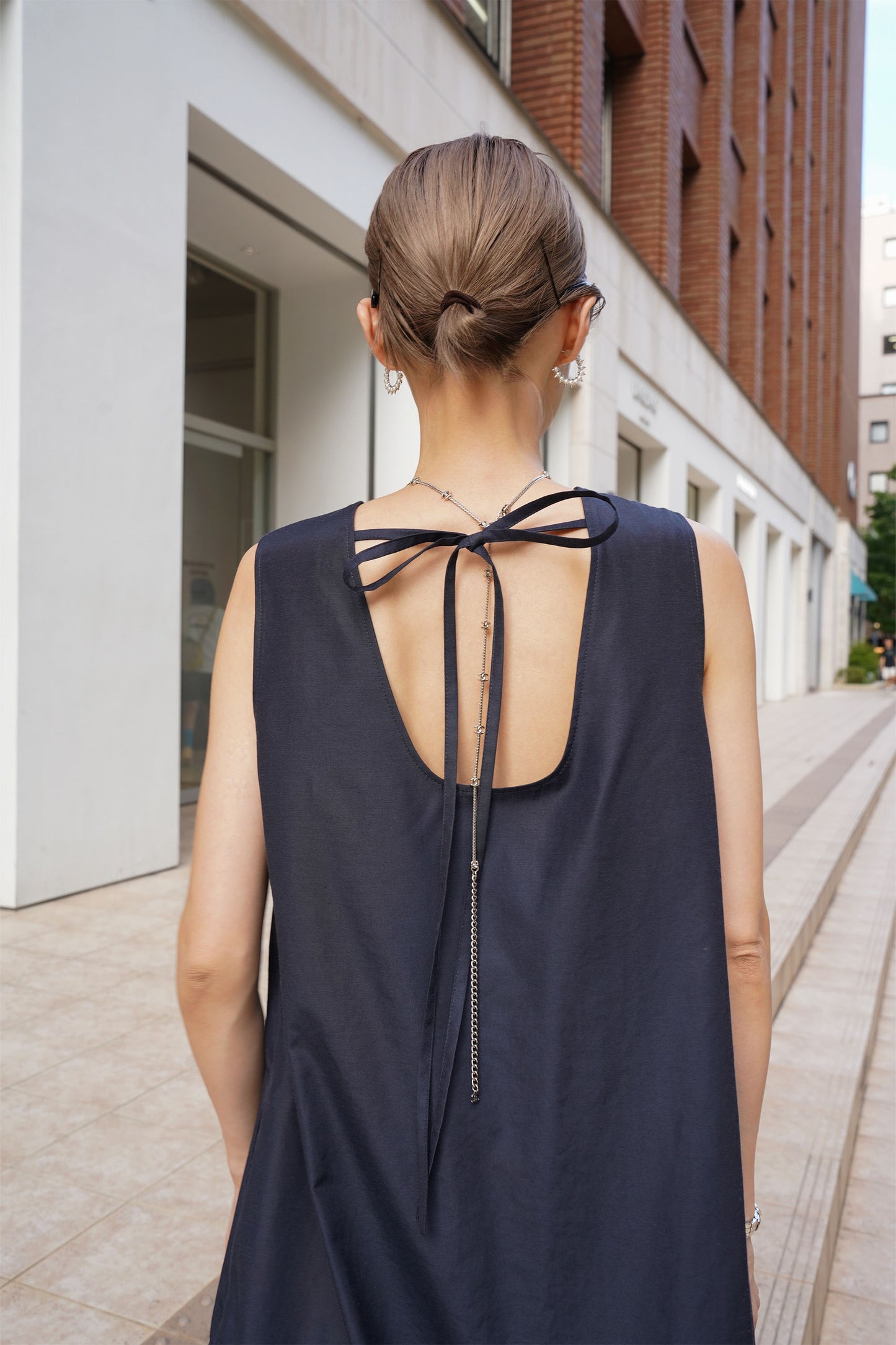 ボトムフレアノースリーブワンピース【NAVY】