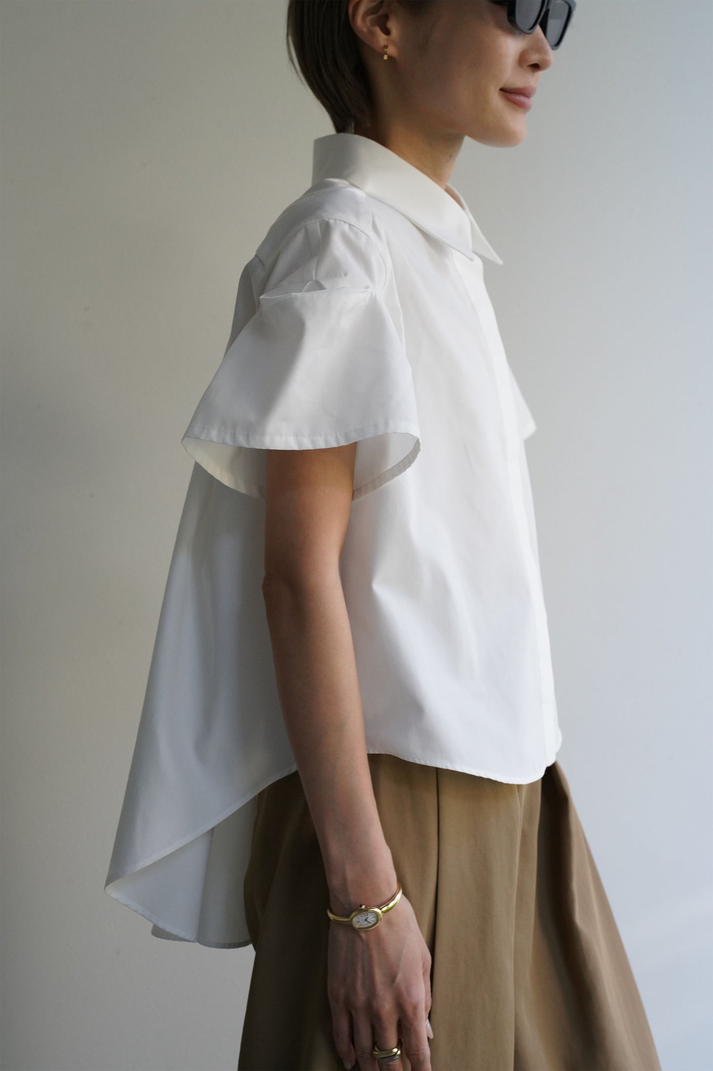 バックプリーツシャツ【WHITE】