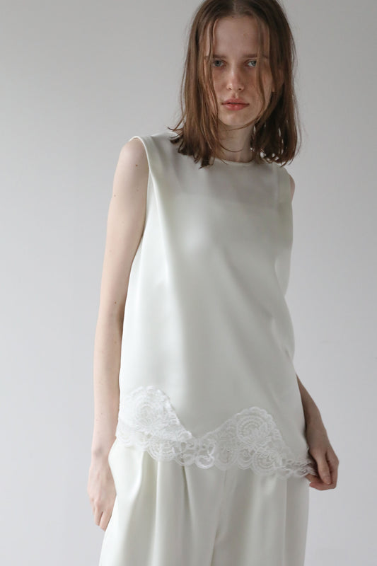 サテンレーストップス【WHITE】