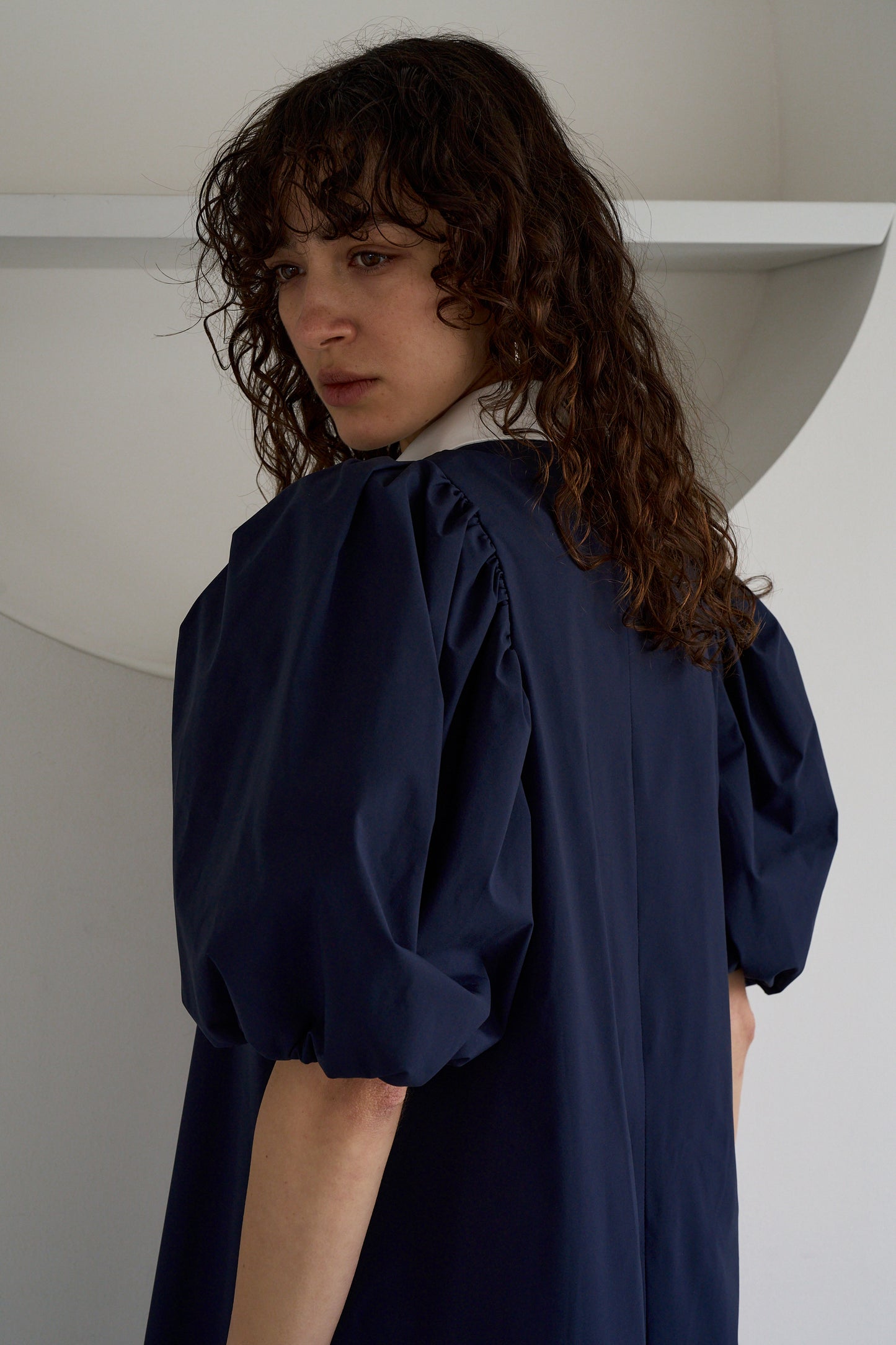ラウンドカラーワンピース【NAVY】