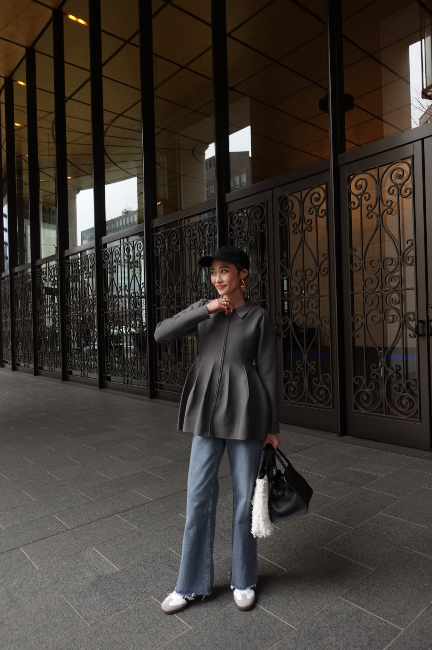 ペプラムニットカーディガン【GARY】