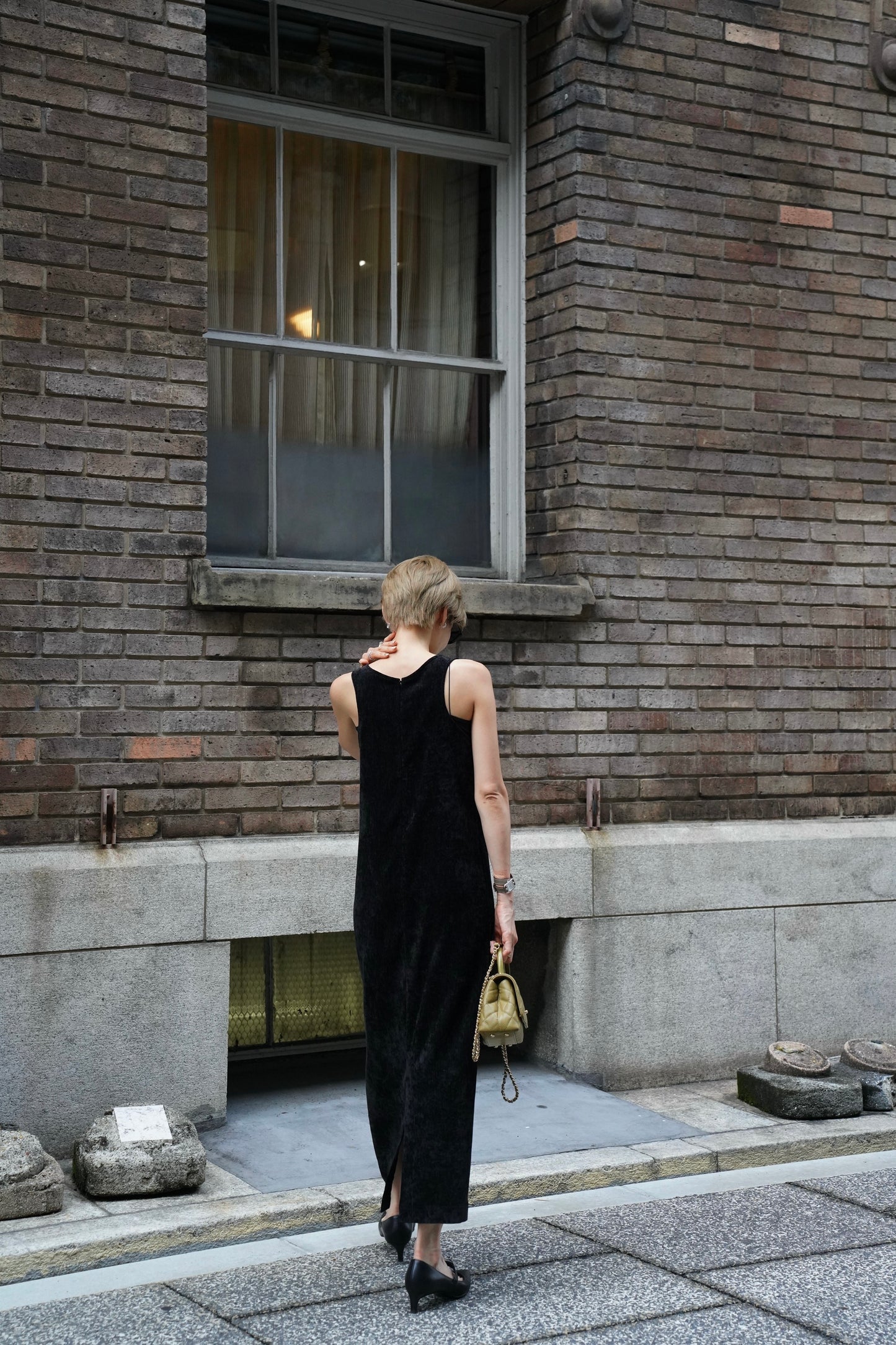 ベロアワンピース【BLACK】