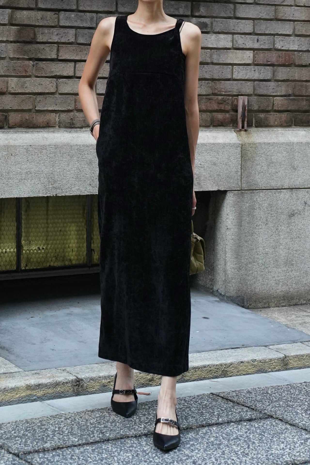 ベロアワンピース【BLACK】