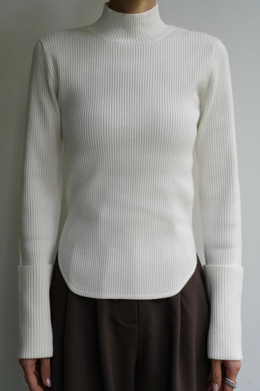 ロングスリーブタートルニット【WHITE】