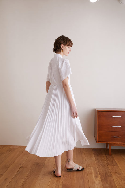 プリーツワンピース【WHITE】