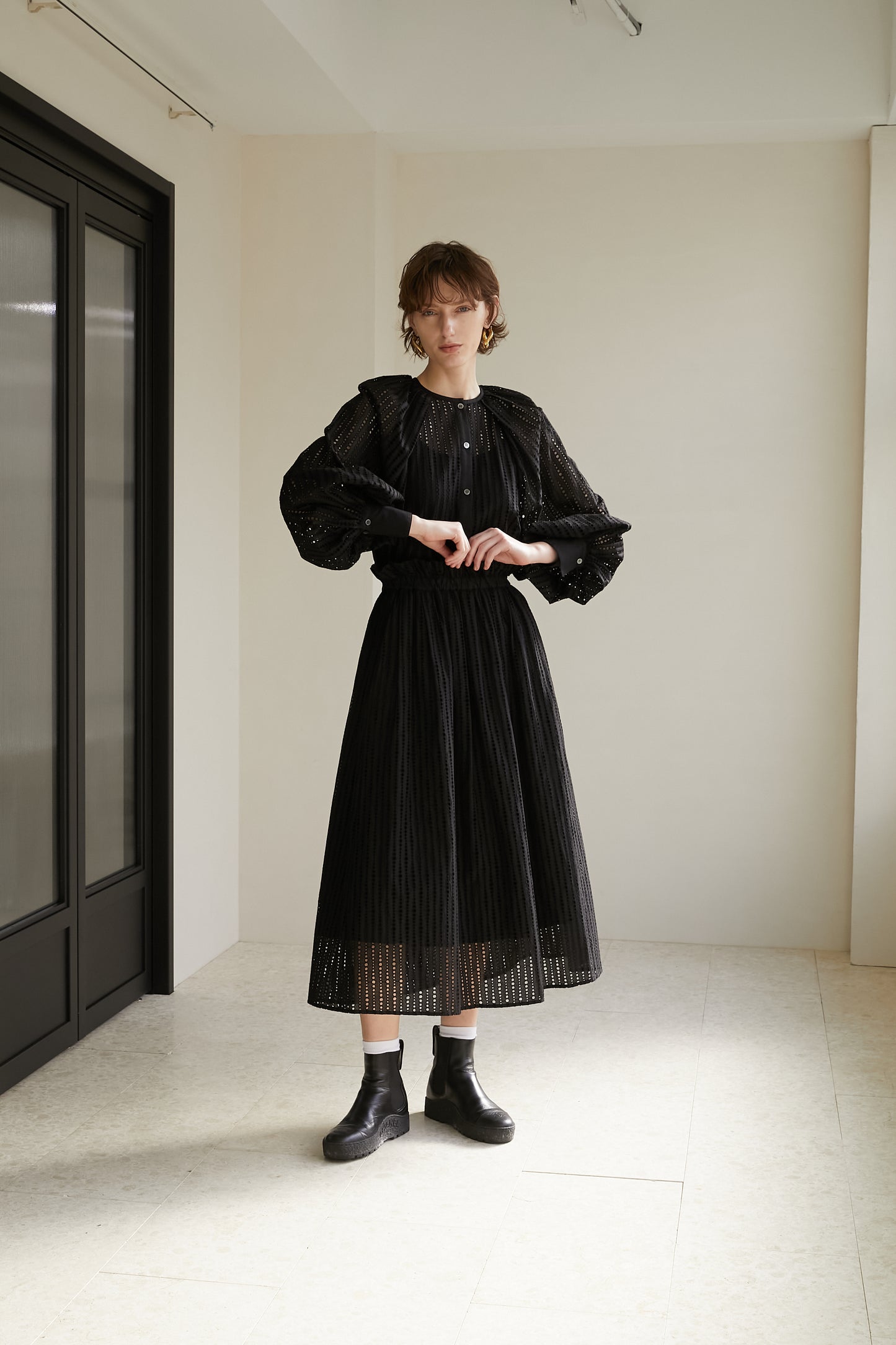 エンブロイダリーシャツ【BLACK】