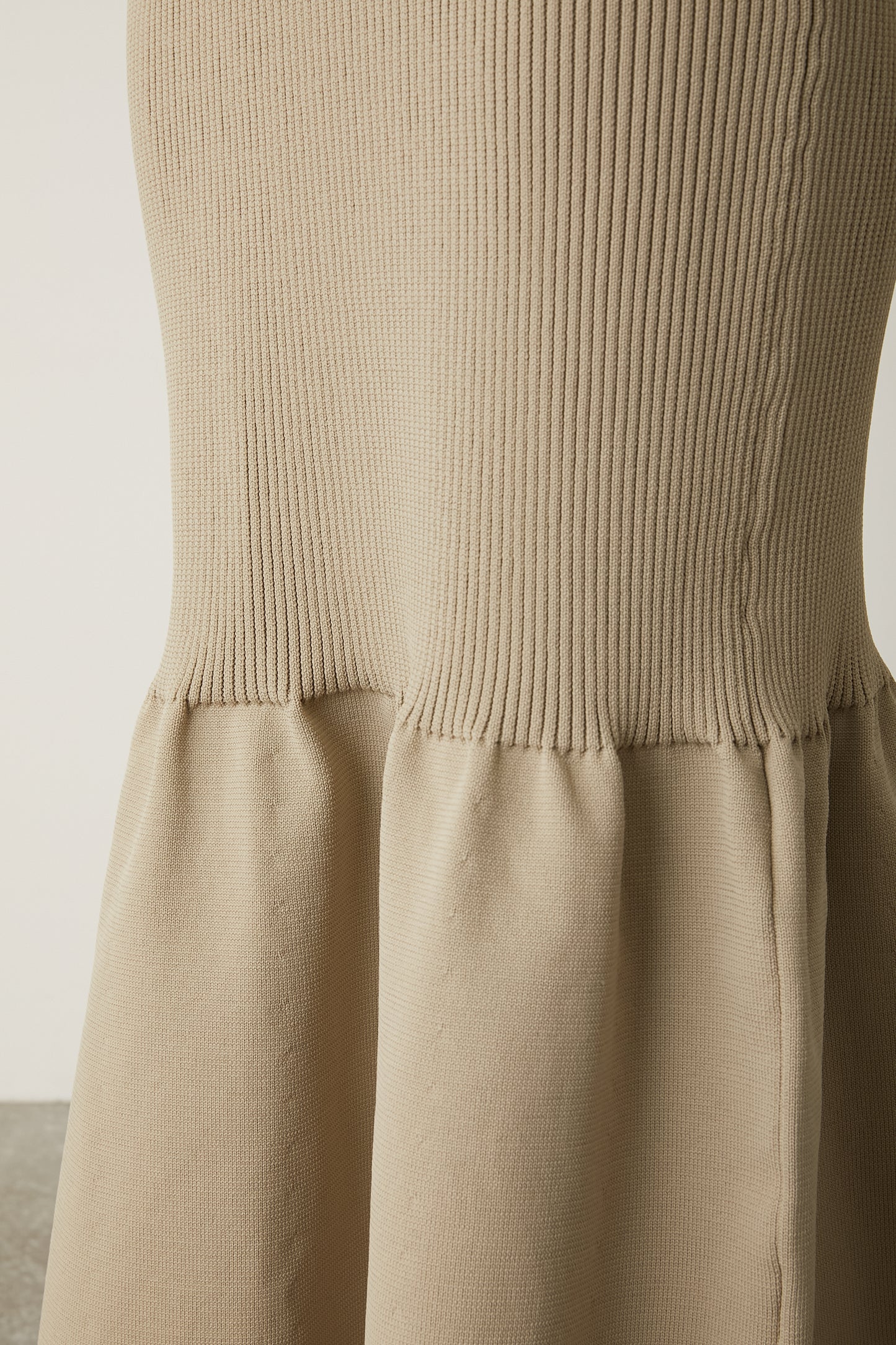 マーメイドニットスカート【BEIGE】