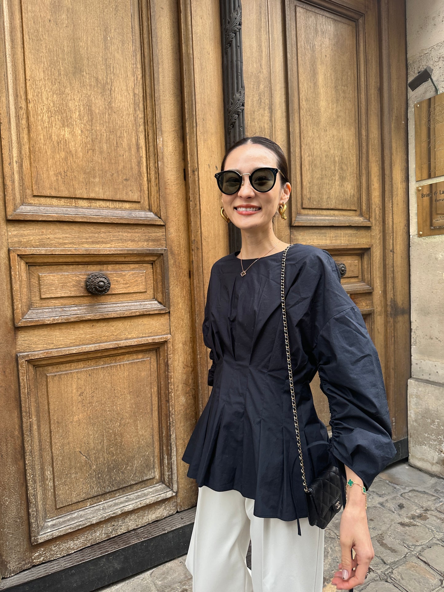 ギャザーぺプラムシャツ【NAVY】