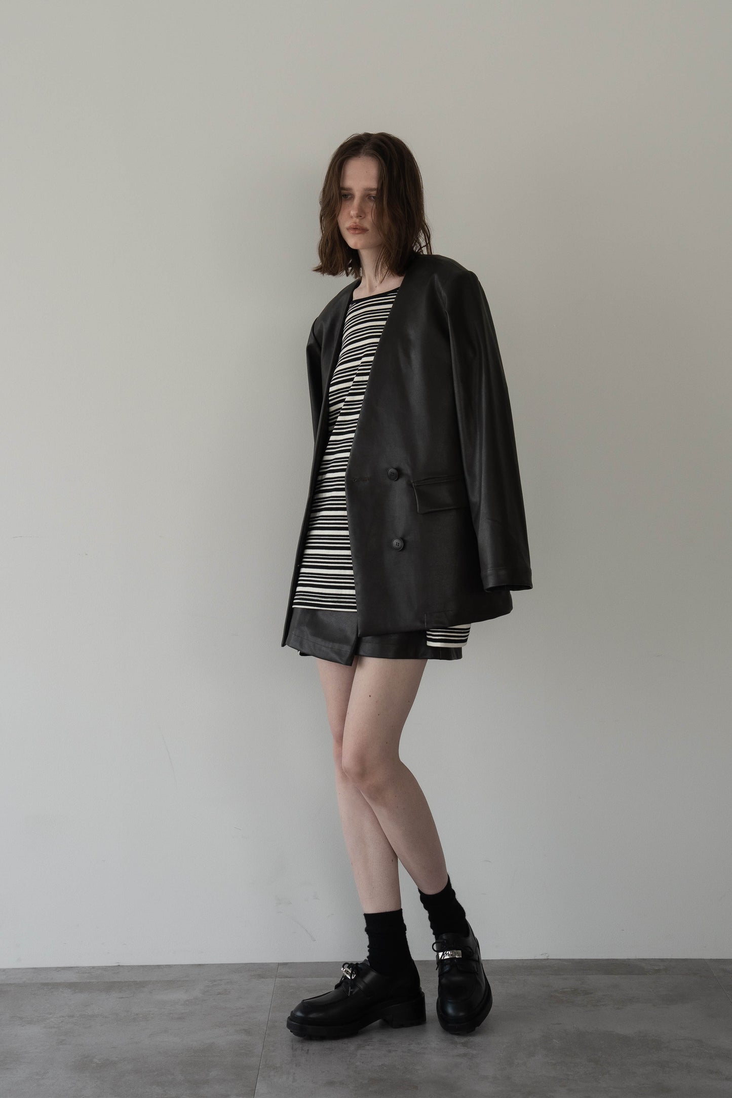 レザーノーカラージャケット【BROWN】