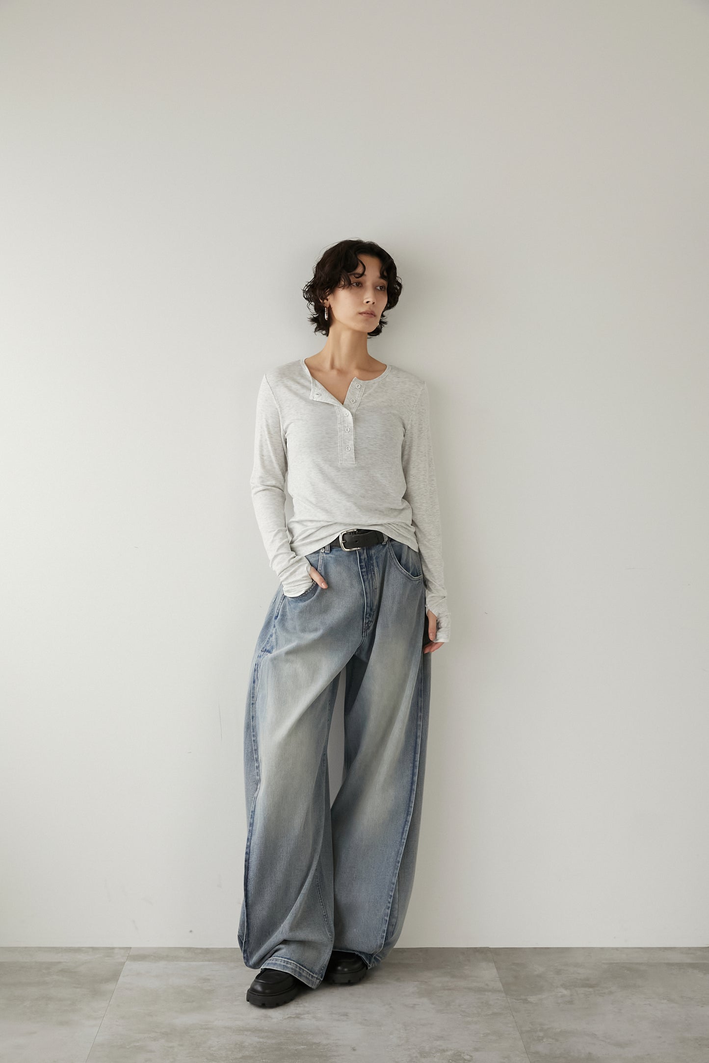ヘンリーネックカットソー【GRAY】