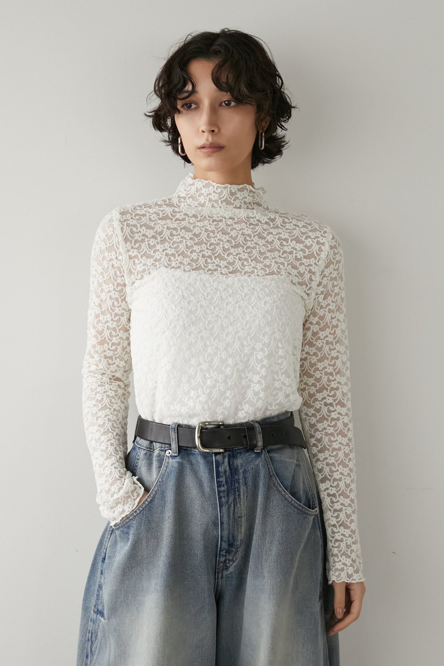 フラワーレーストップス【WHITE】 – ELLIE