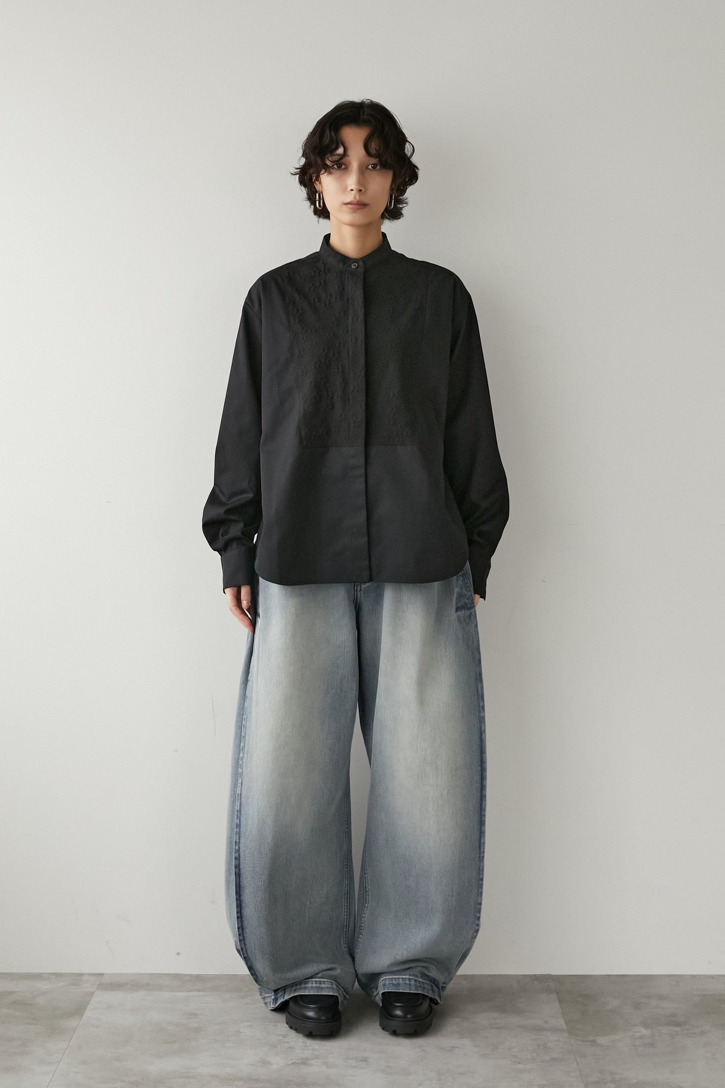 レリーフシャツ【BLACK】