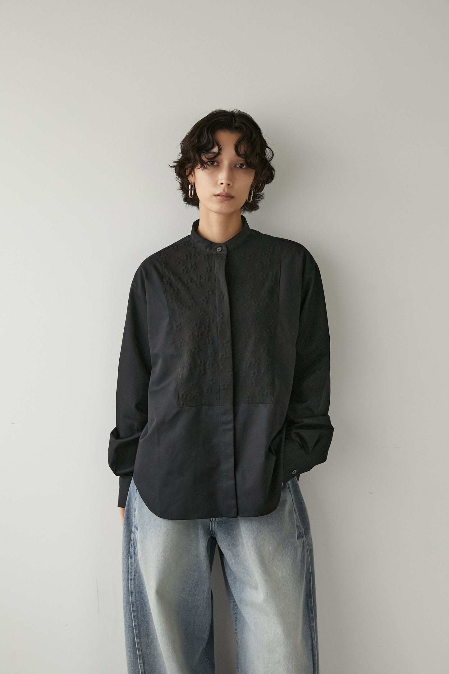 レリーフシャツ【BLACK】