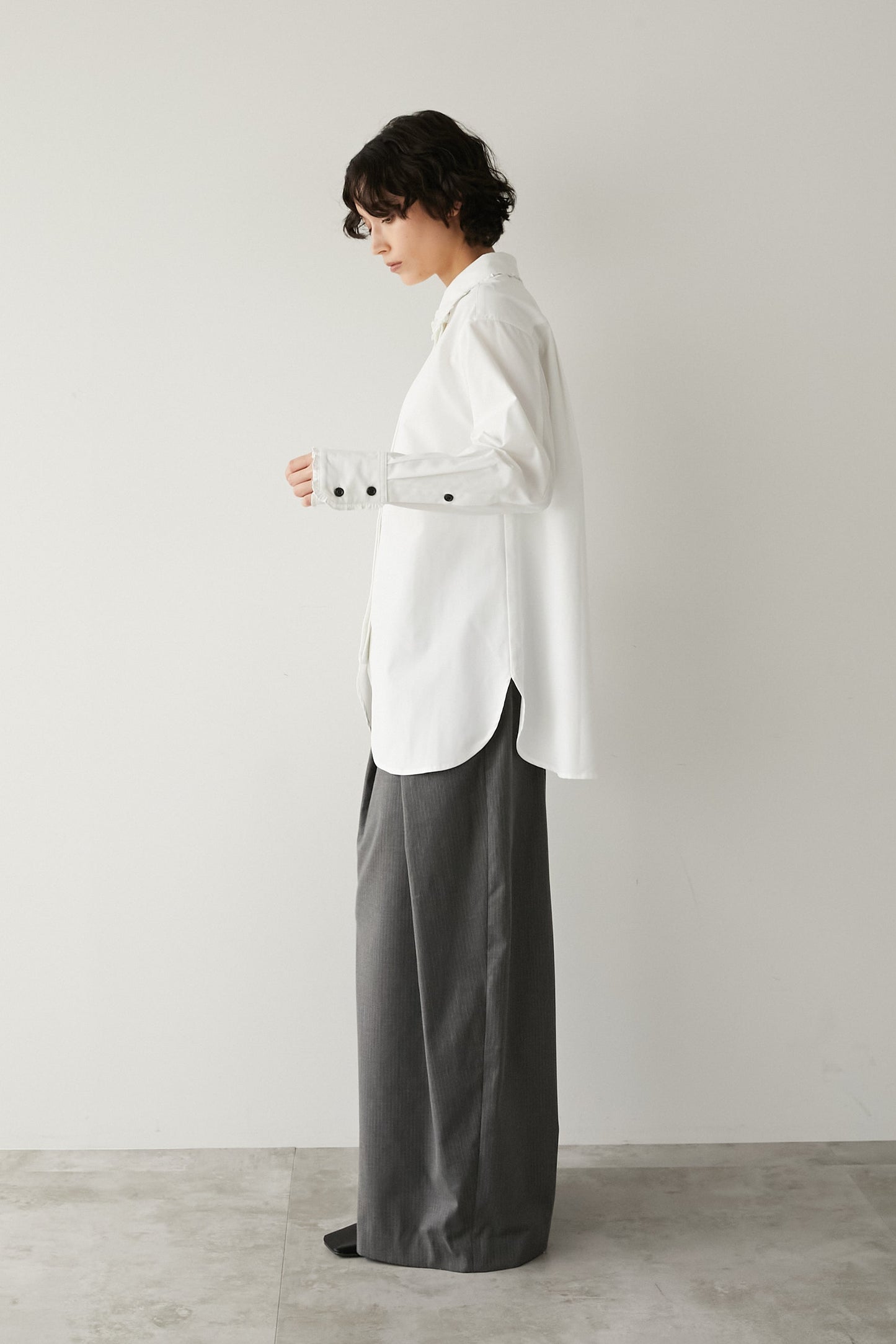 フリルカラーシャツ 【WHITE】