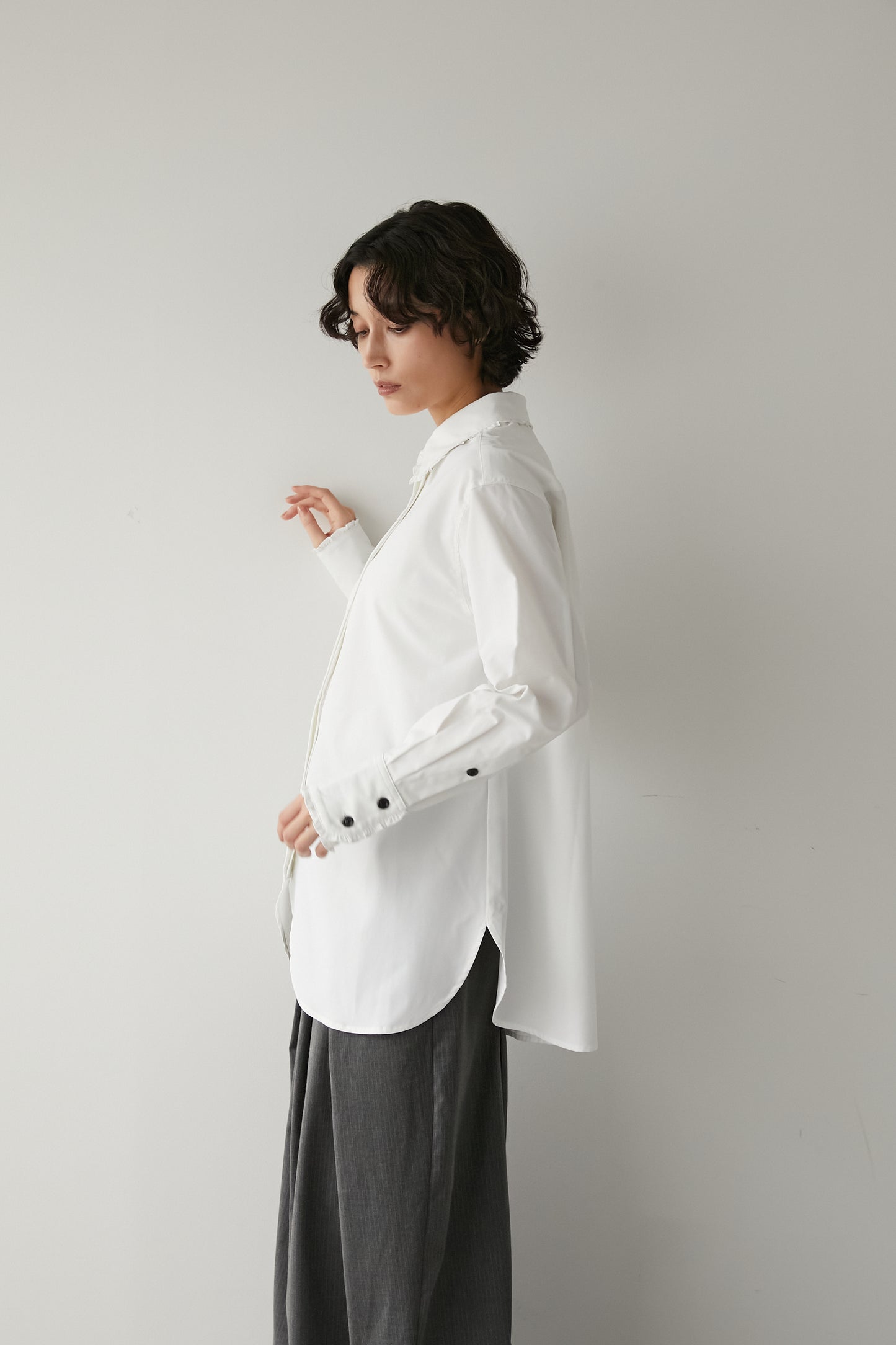 フリルカラーシャツ 【WHITE】