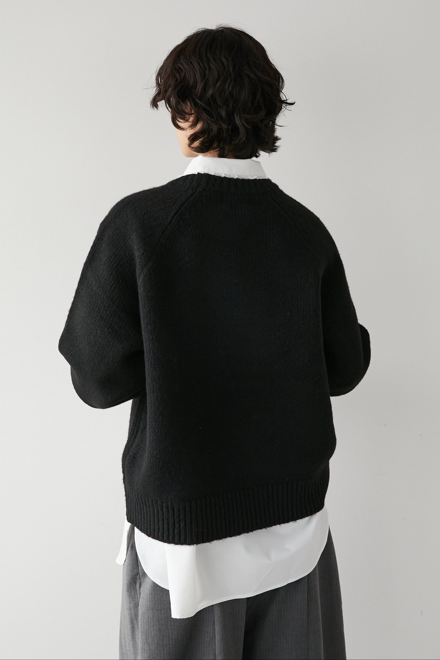 オーバークルーネックニット【BLACK】