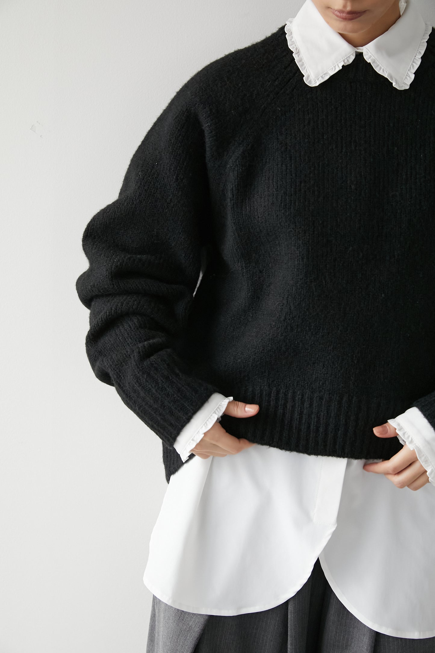 オーバークルーネックニット【BLACK】