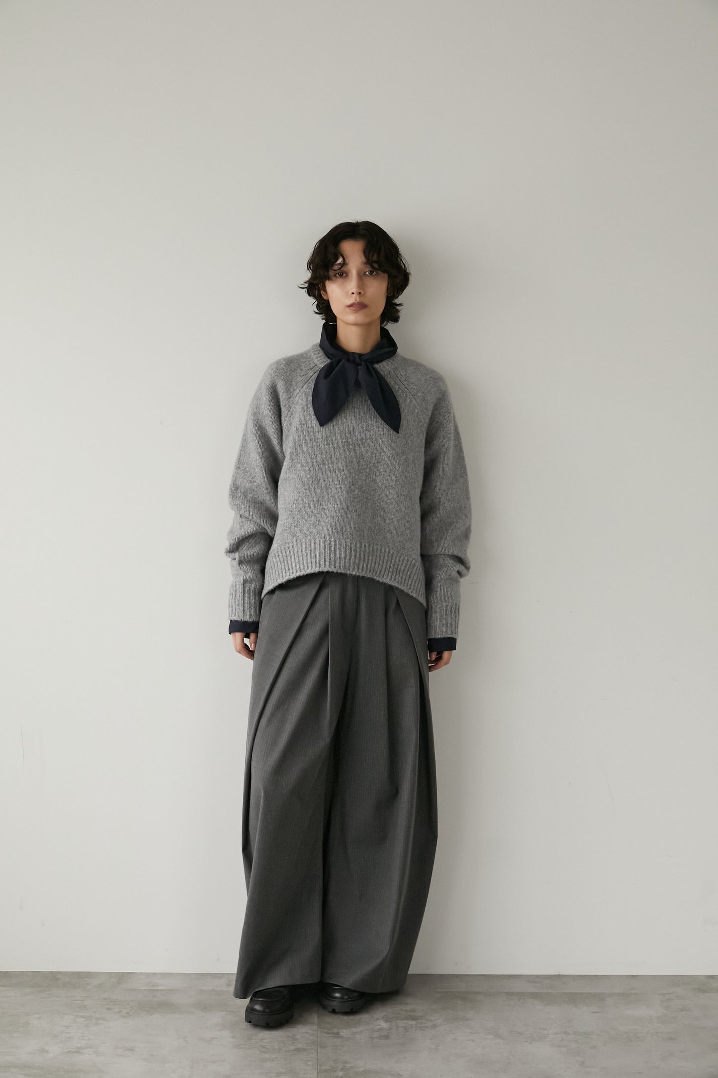スカーフカラーシャツ【NAVY】