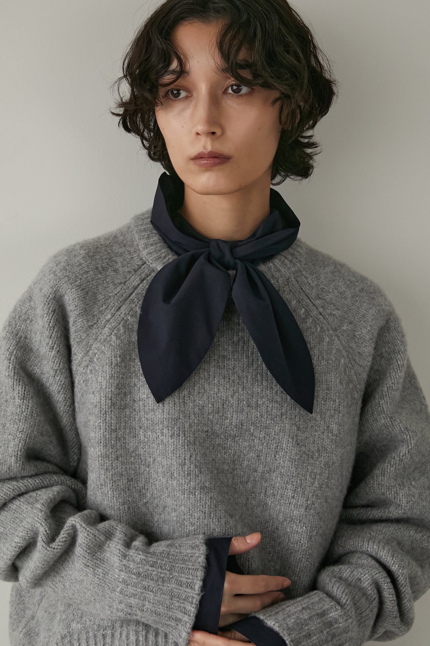 スカーフカラーシャツ【NAVY】