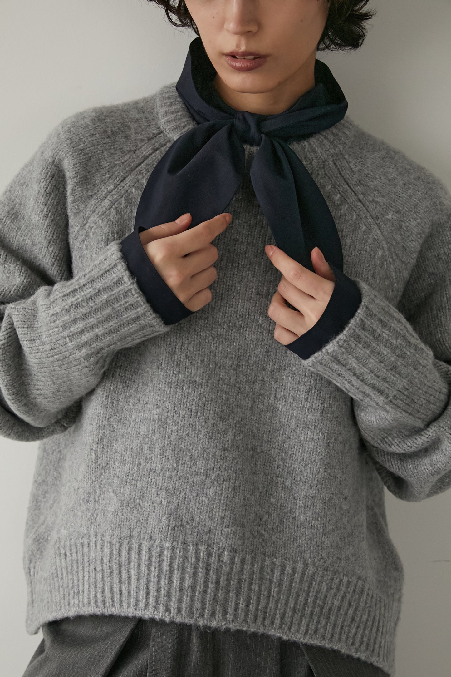 スカーフカラーシャツ【NAVY】
