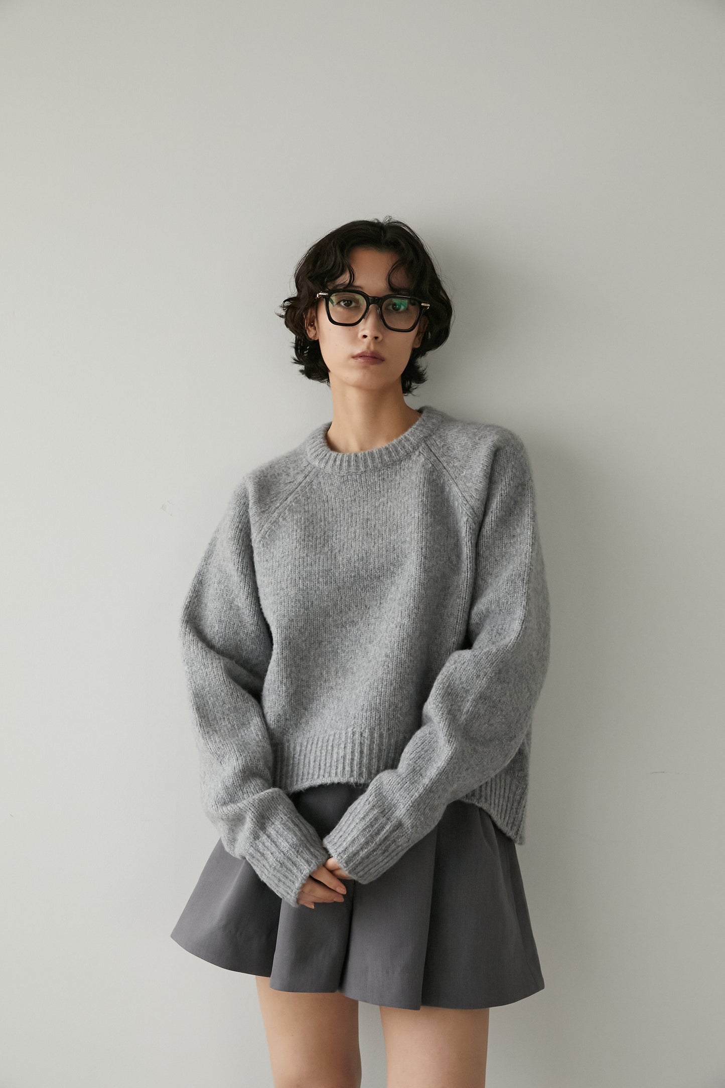 オーバークルーネックニット【GRAY】