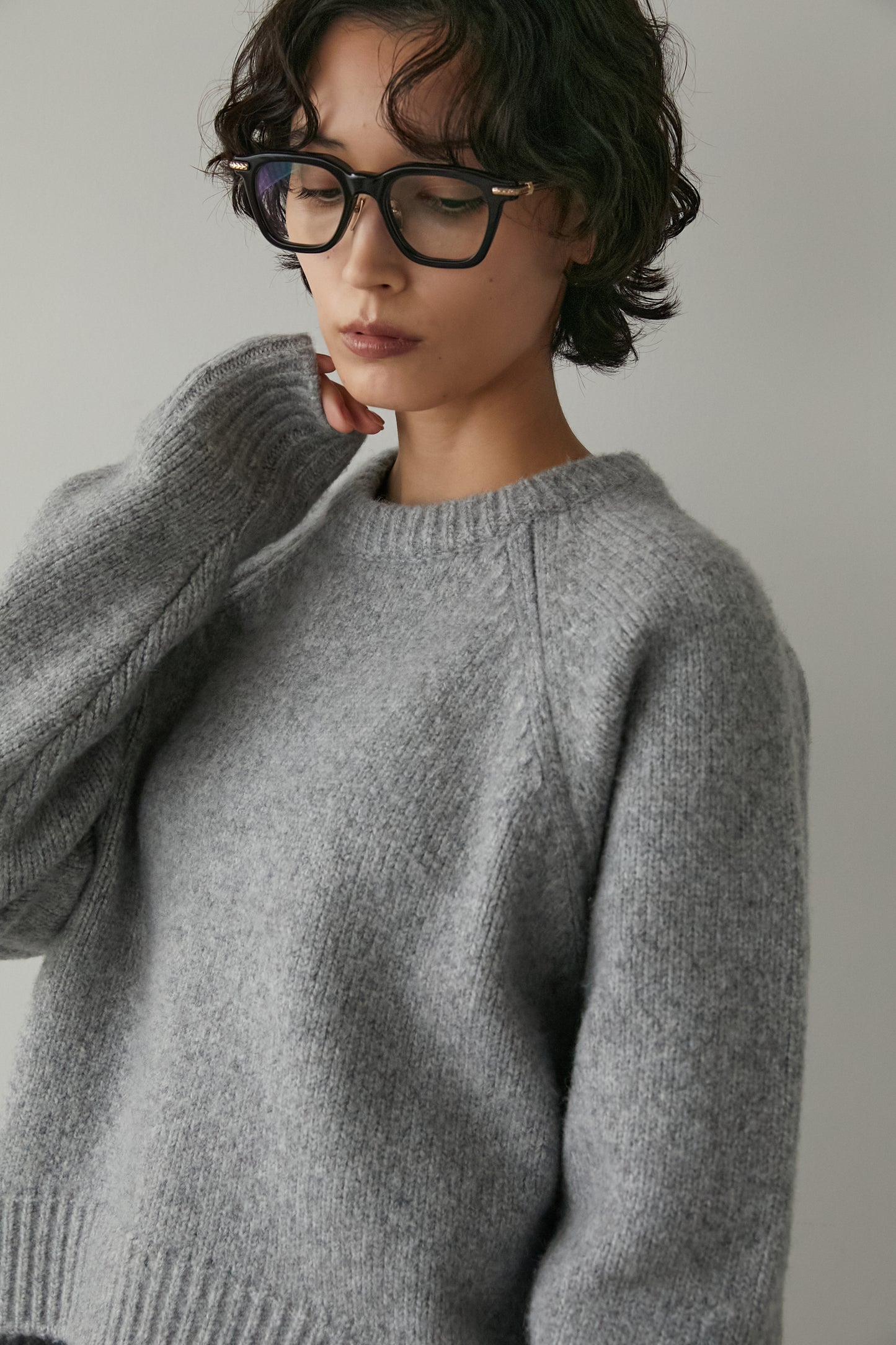 オーバークルーネックニット【GRAY】