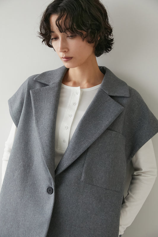Outer – ELLIE