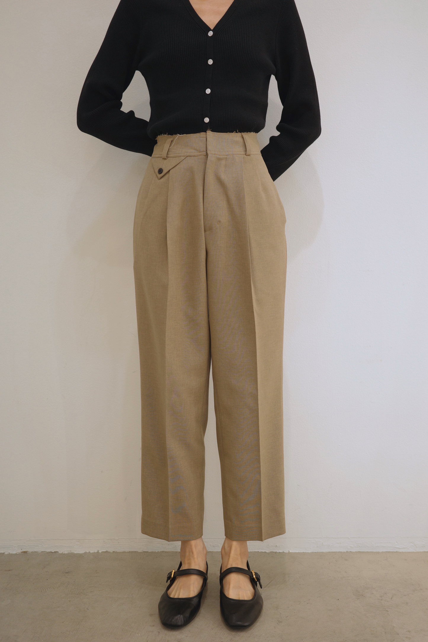 カットオフテーパードPT【BEIGE】