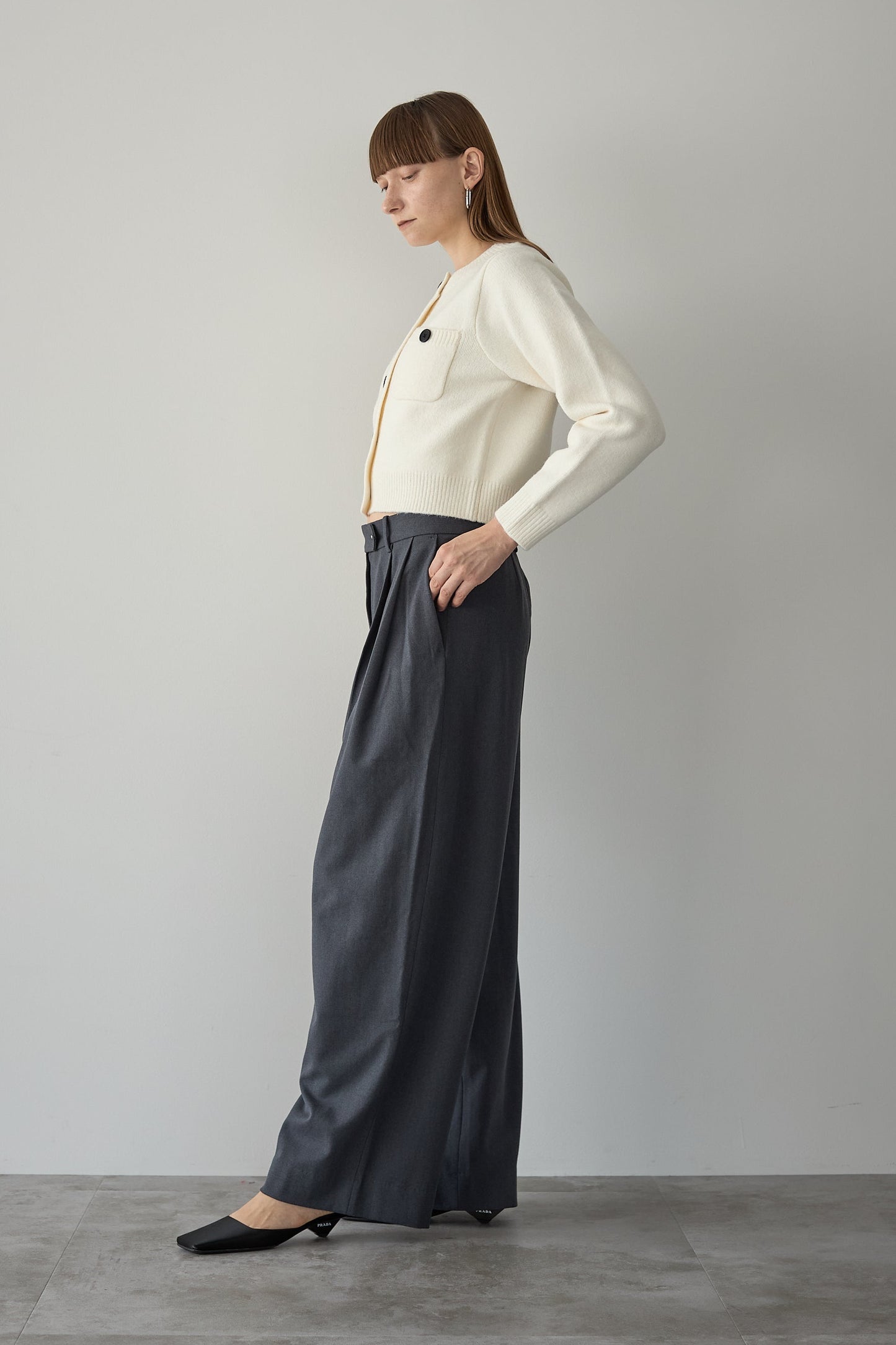 ボタンカーディガン【WHITE】