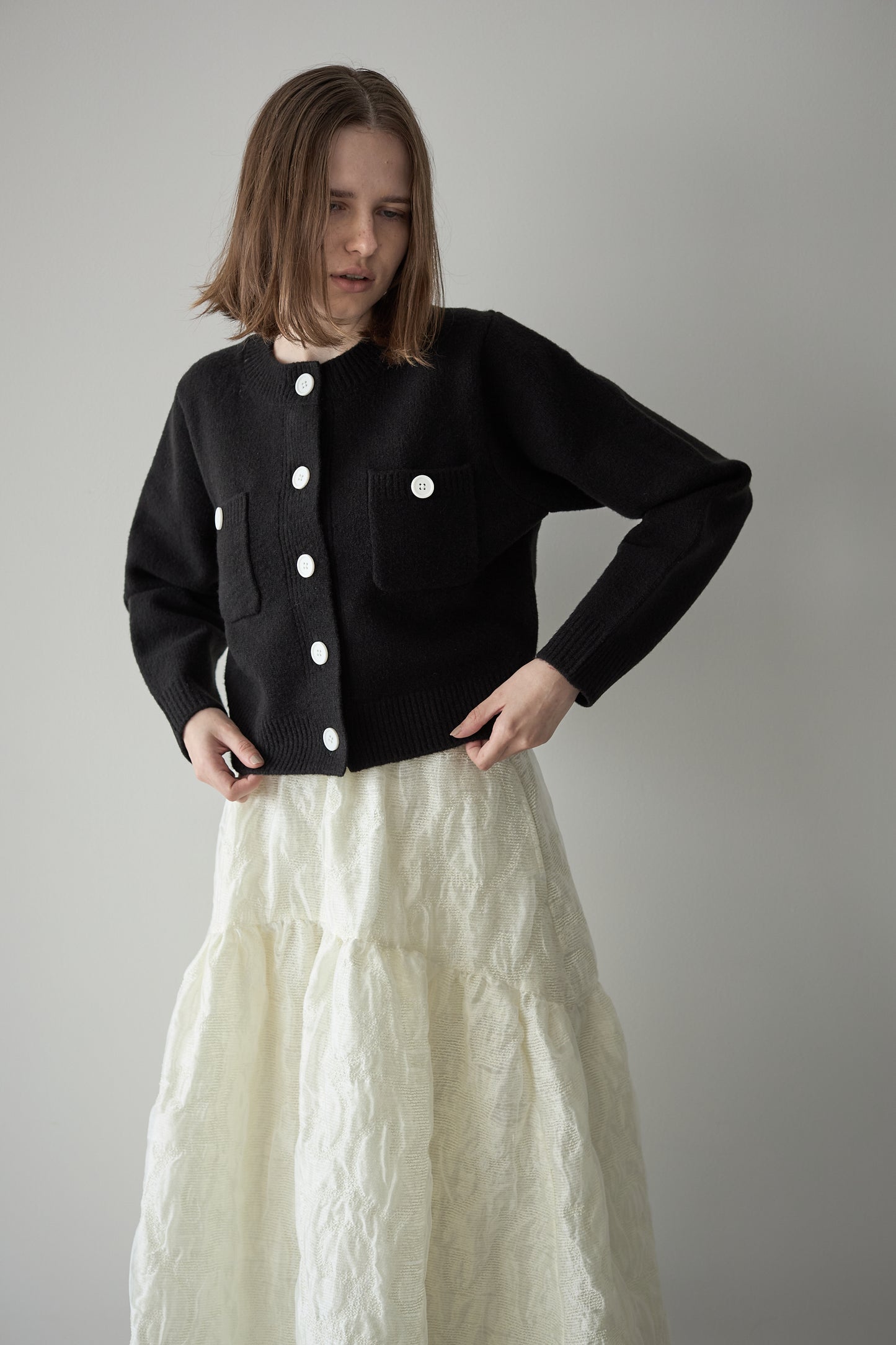 ボタンカーディガン【BLACK】