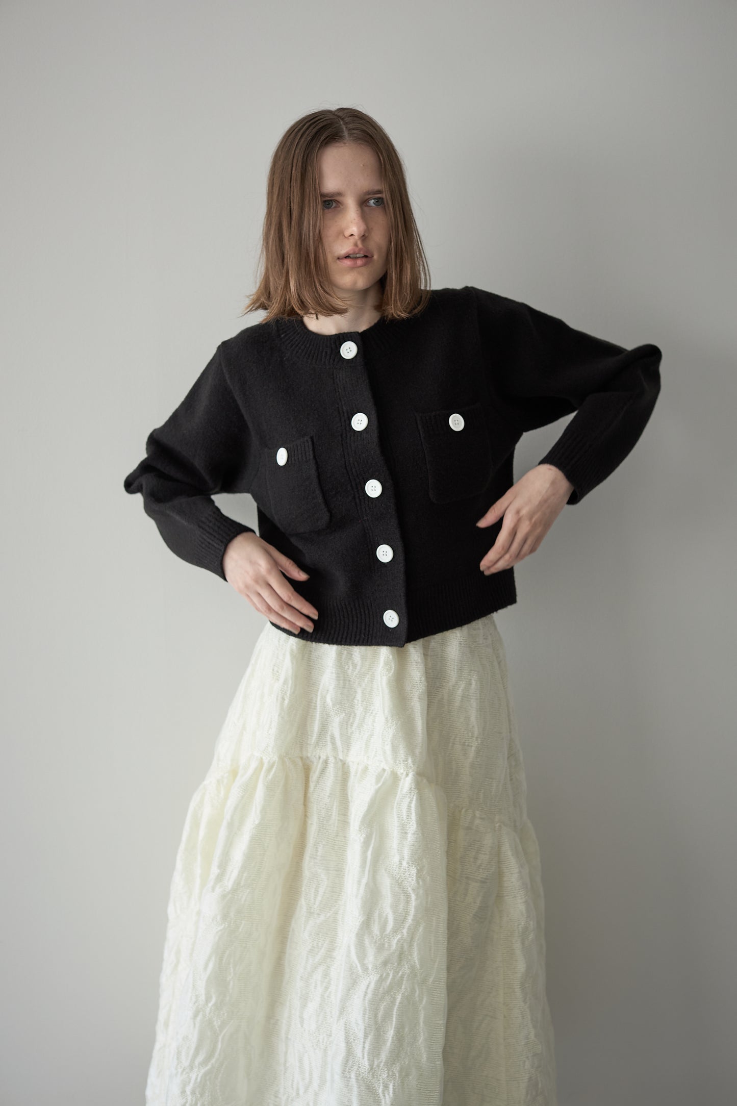 ボタンカーディガン【BLACK】